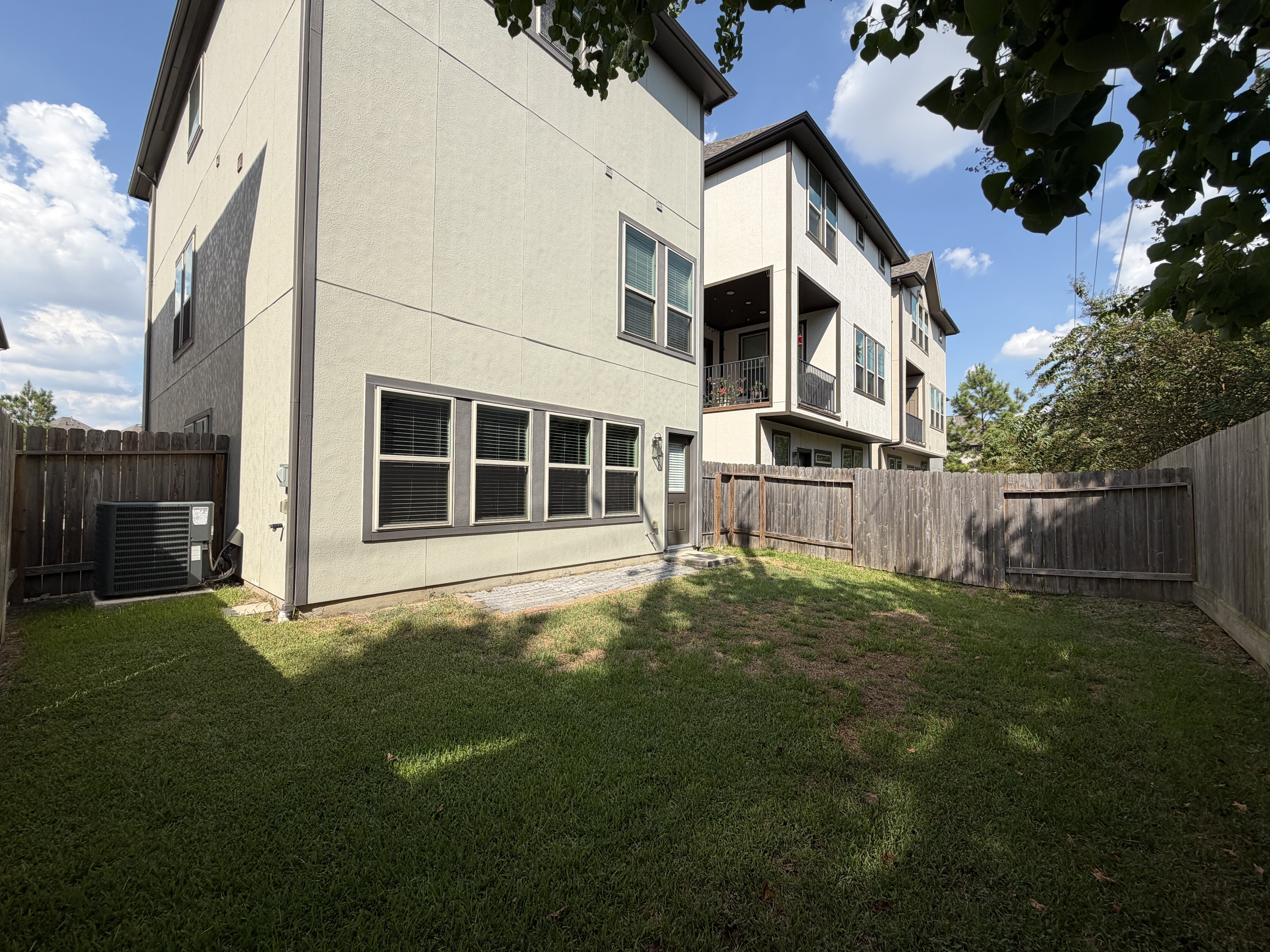 Photo 20 of 23 of 10707 Centre Forest Dr, Houston, TX