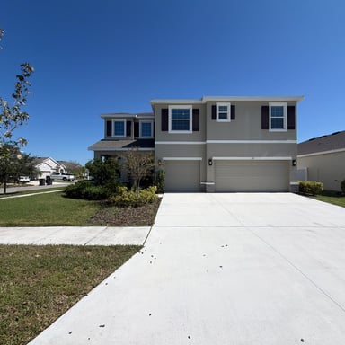 Property photo 1 of 585 Barrier Reef St