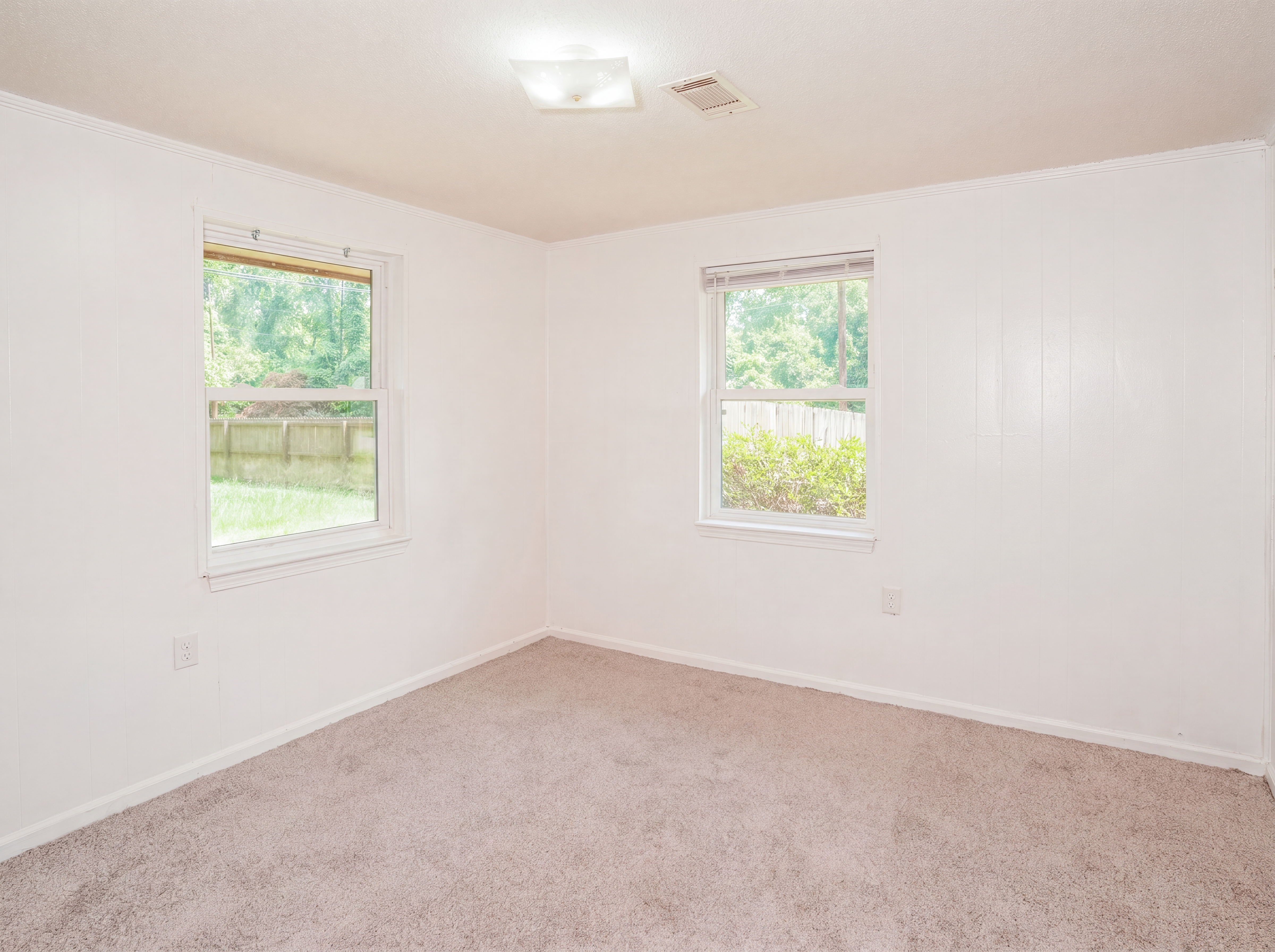 Photo 4 of 41 of 733 Sutton St, Jesup, GA
