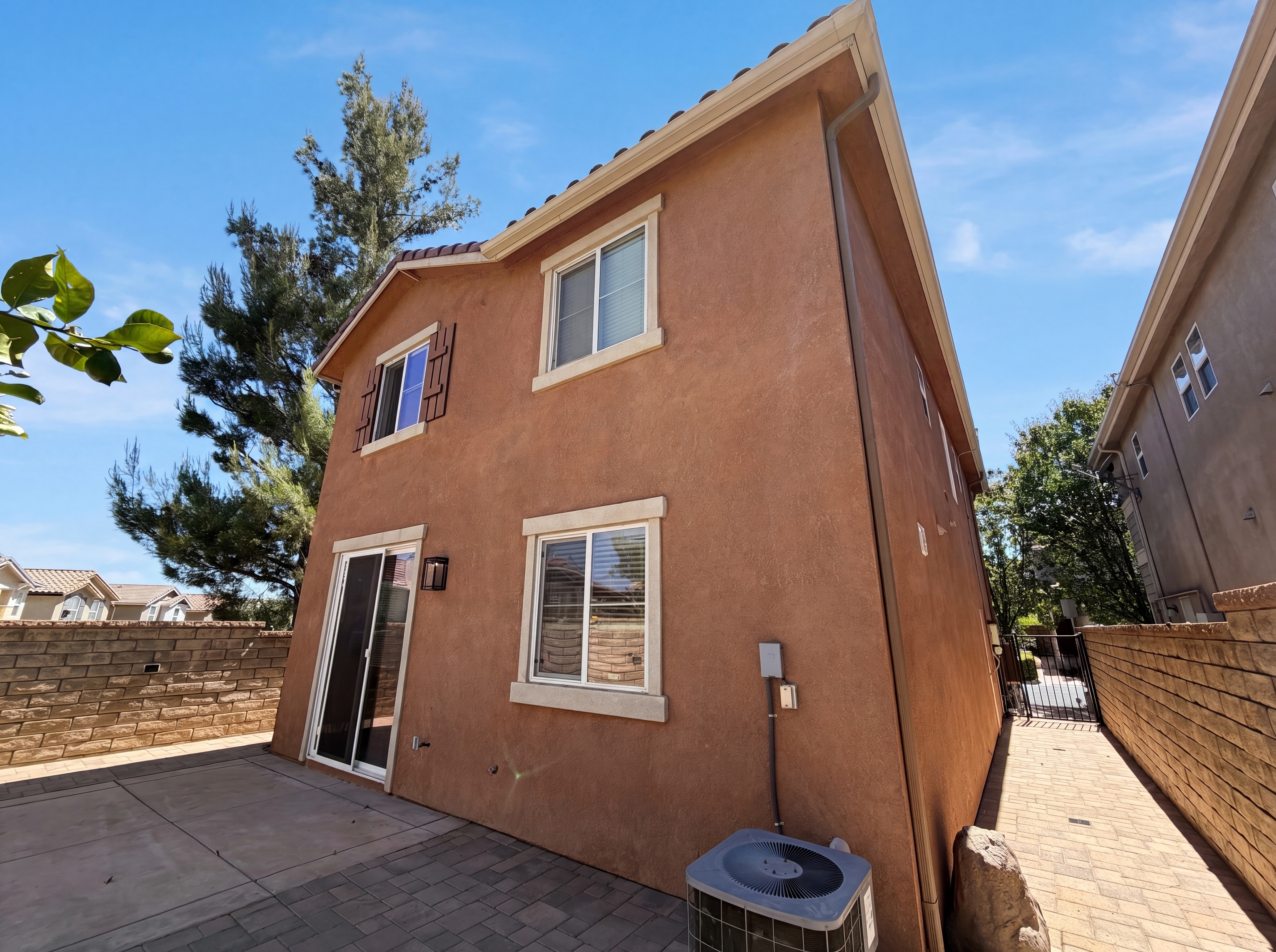 Photo 5 of 24 of 29206 Rio Lobo Way, Valencia, CA