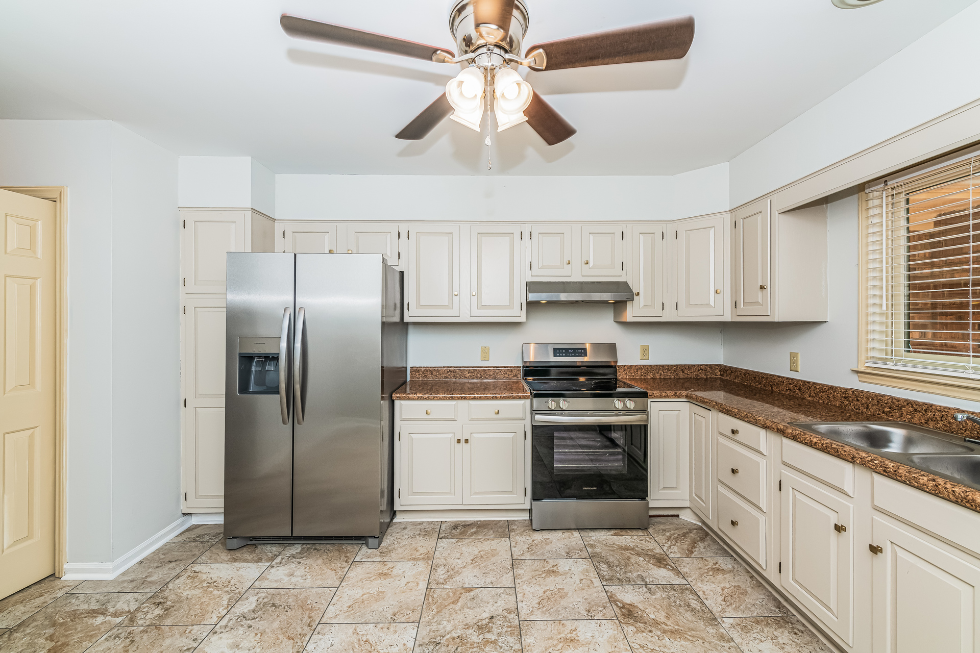 Photo 3 of 21 of 909 Satinwood Ct, Southern Pines, NC