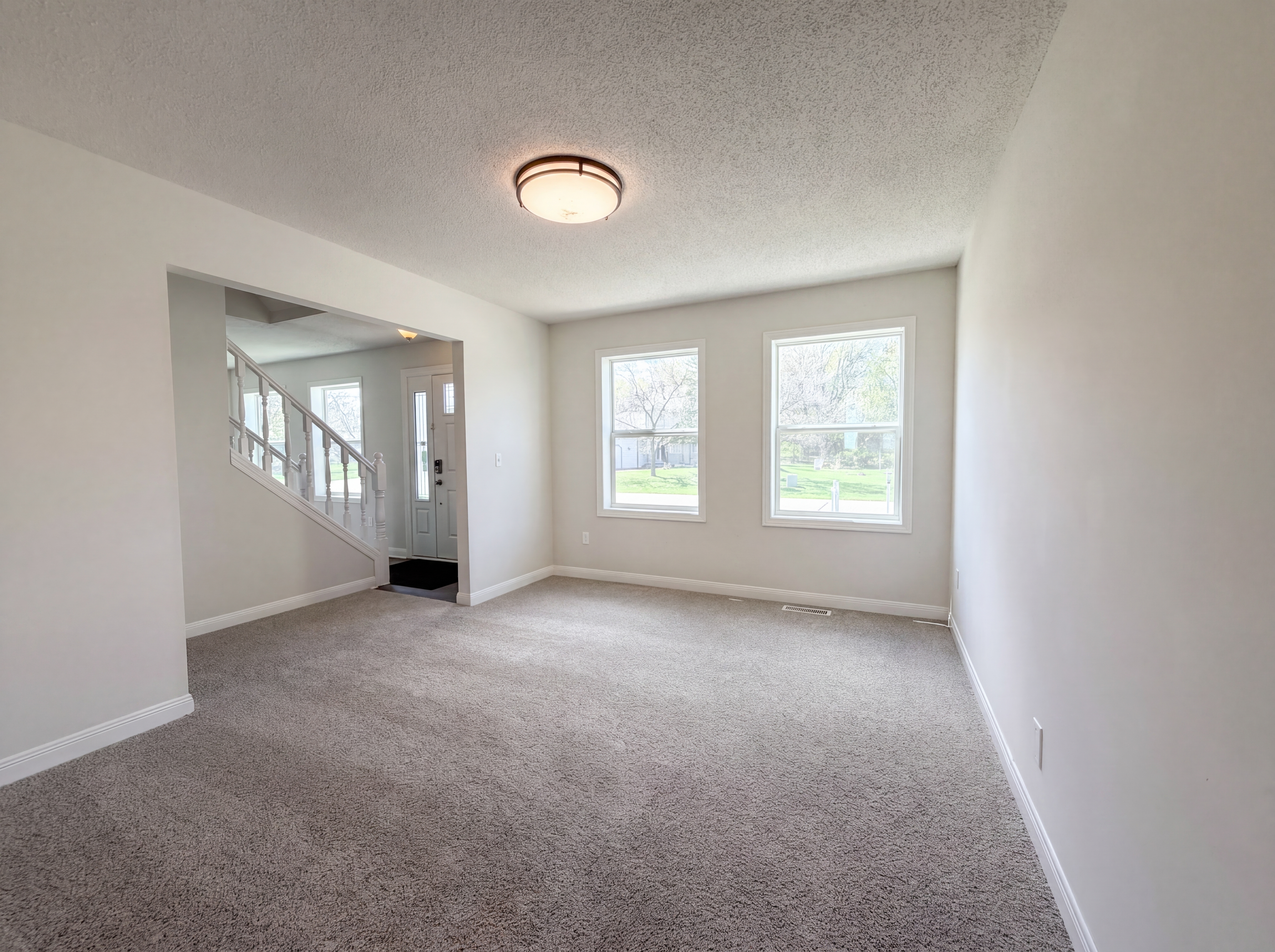 Photo 7 of 25 of 9429 Harkness Ave S, Cottage Grove, MN