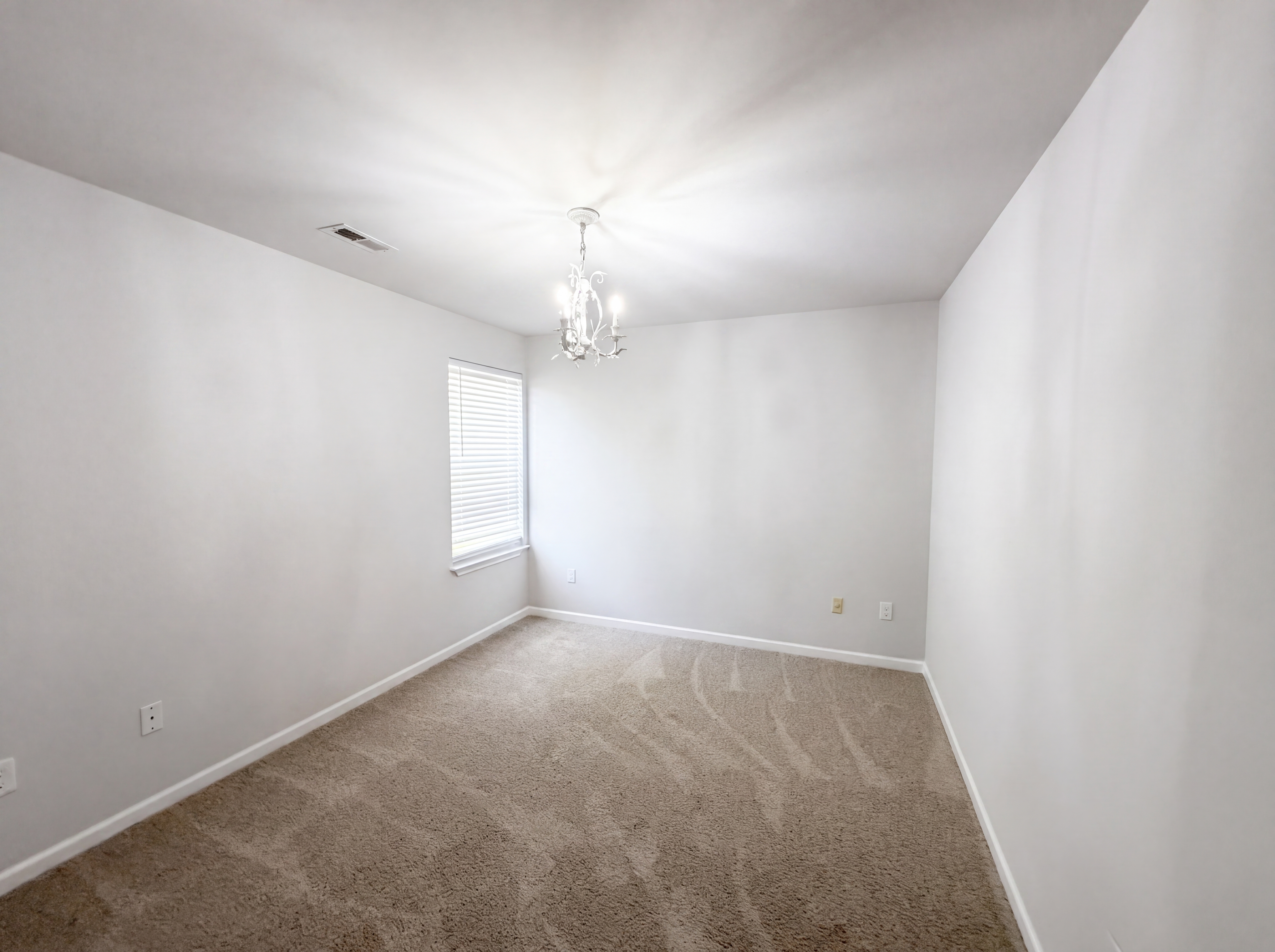 Photo 11 of 21 of 129 Saddlebrook Ave, Pickens, SC