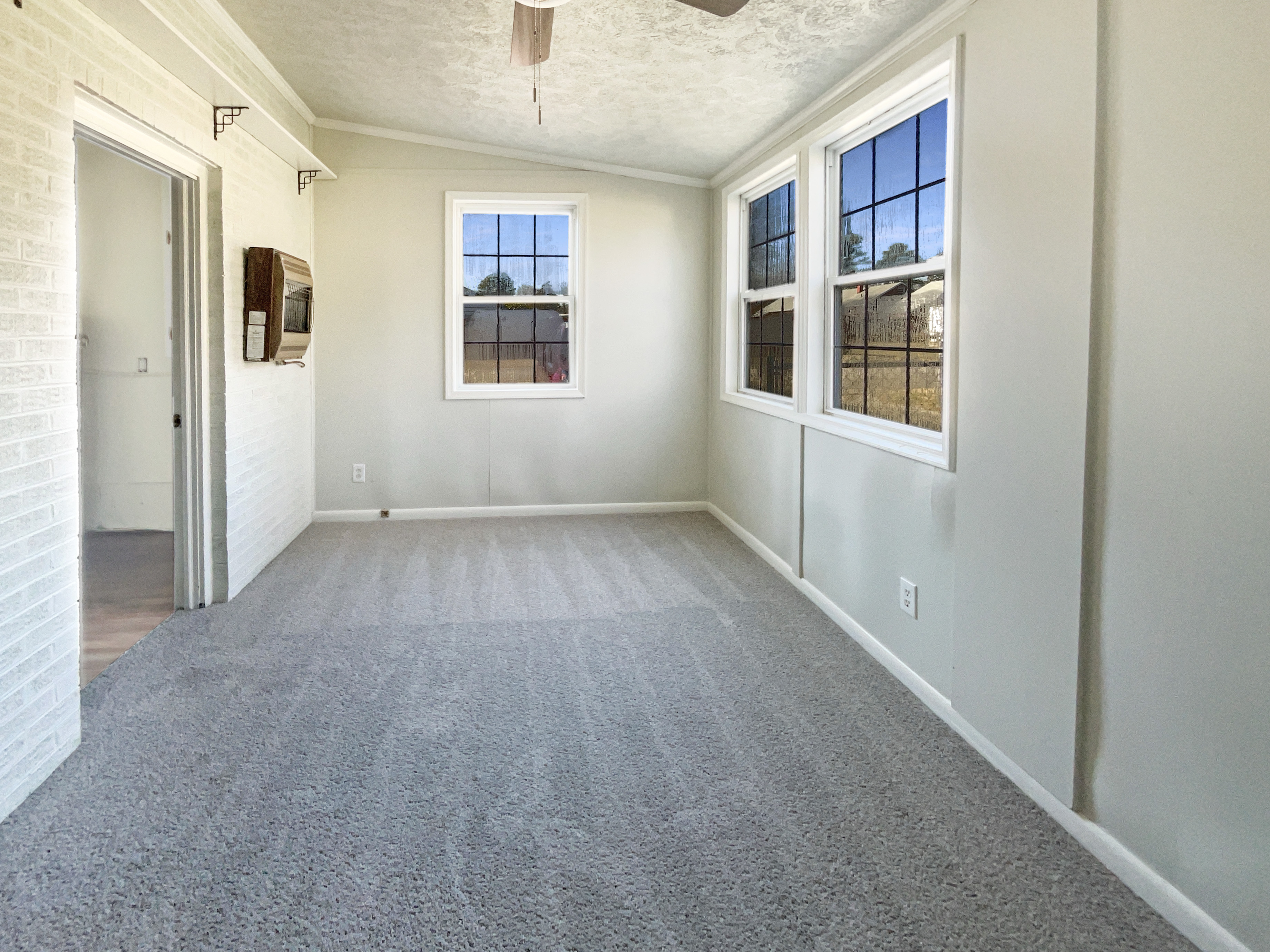 Photo 17 of 30 of 2807 Clingman St, Hopewell, VA