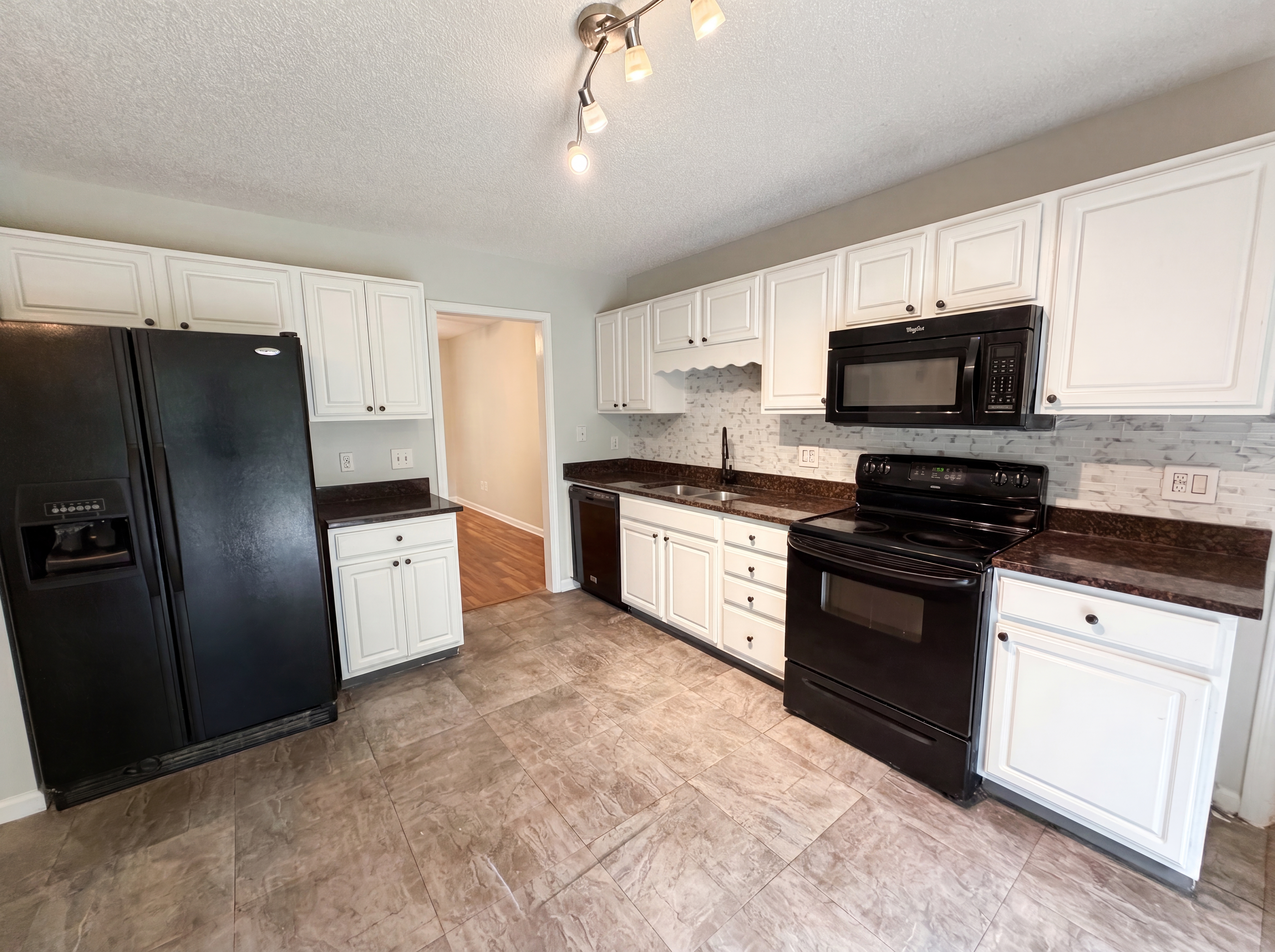 Photo 8 of 23 of 149 Smallwood Dr, Chapin, SC