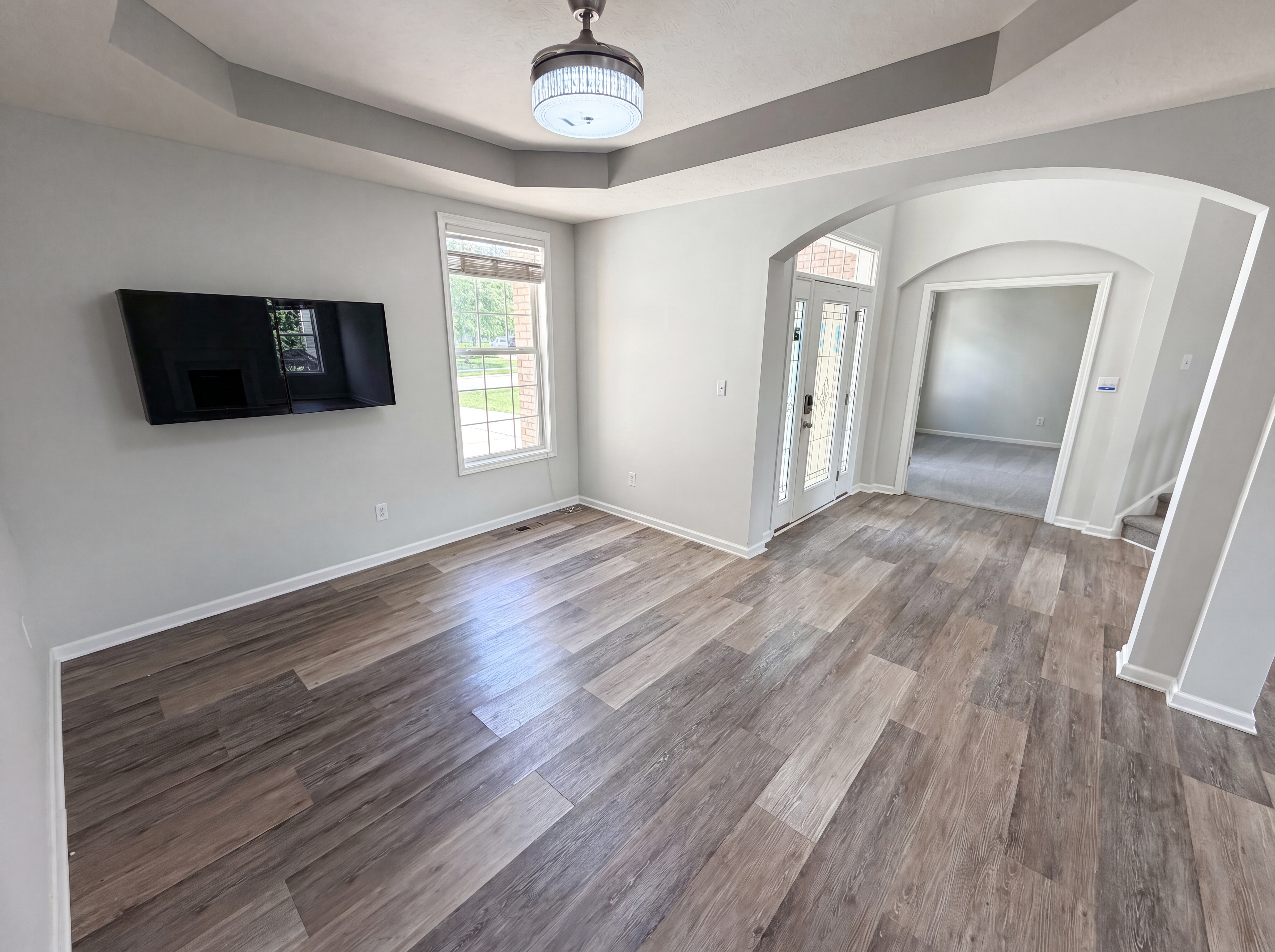 Photo 8 of 43 of 7212 Maple Bluff Pl, Indianapolis, IN