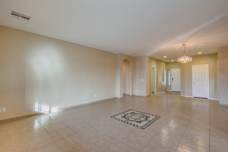 Photo 16 of 35 - 2358 S Rennick Dr, Apache Junction, AZ 85120