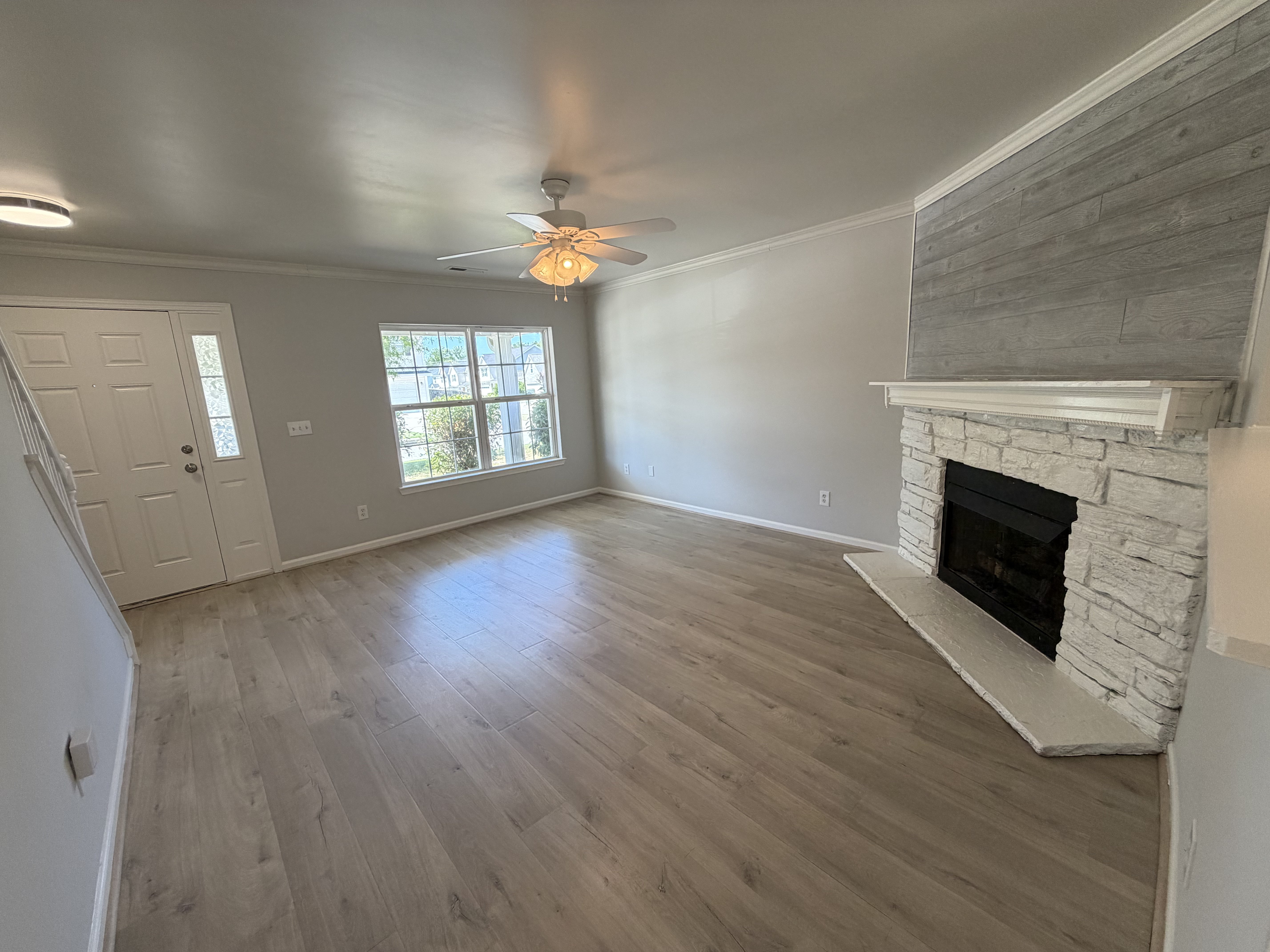 Photo 12 of 34 of 126 Red Pine Dr, Lexington, SC