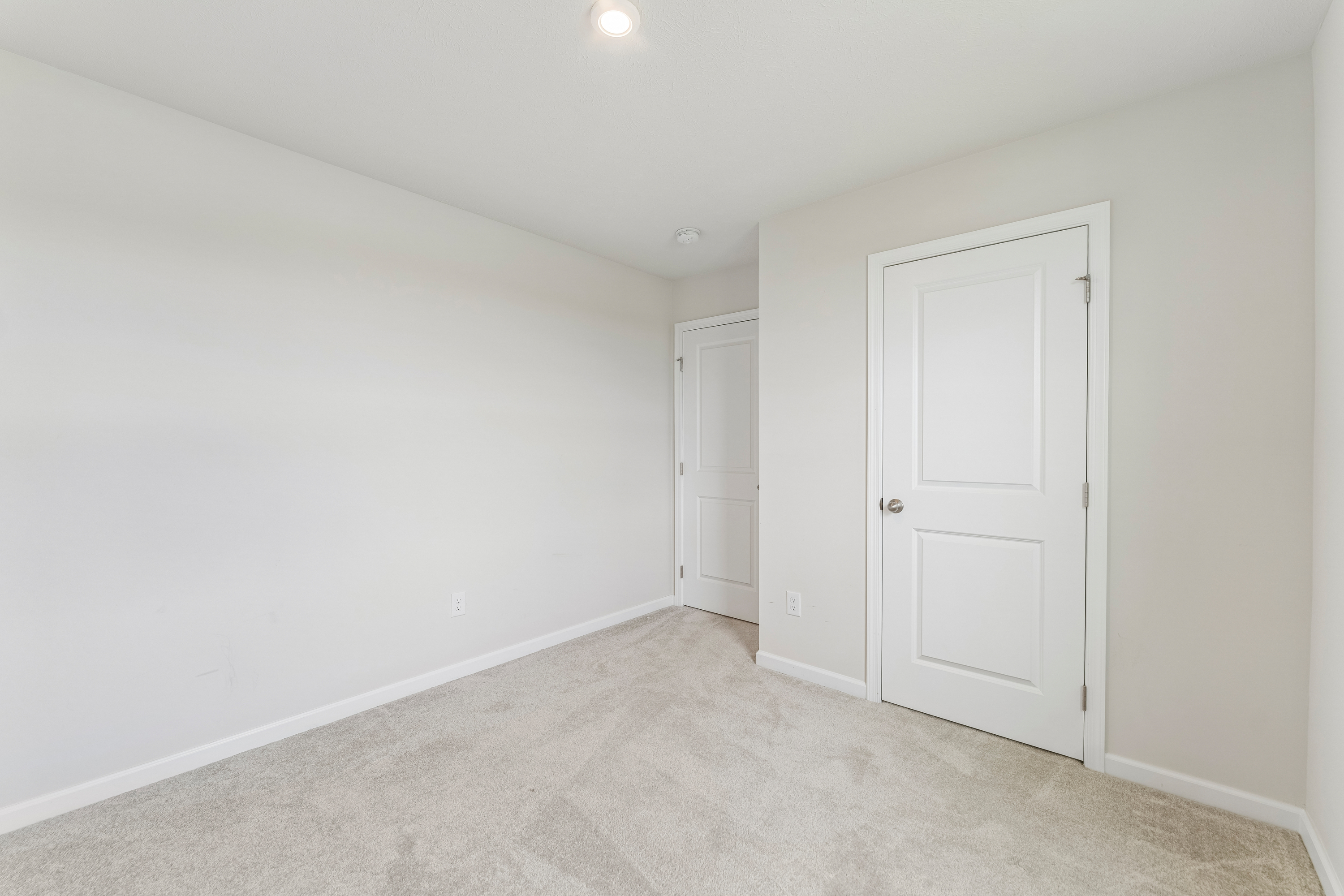 Photo 9 of 47 of 4483 Bellow Dr, Lorain, OH