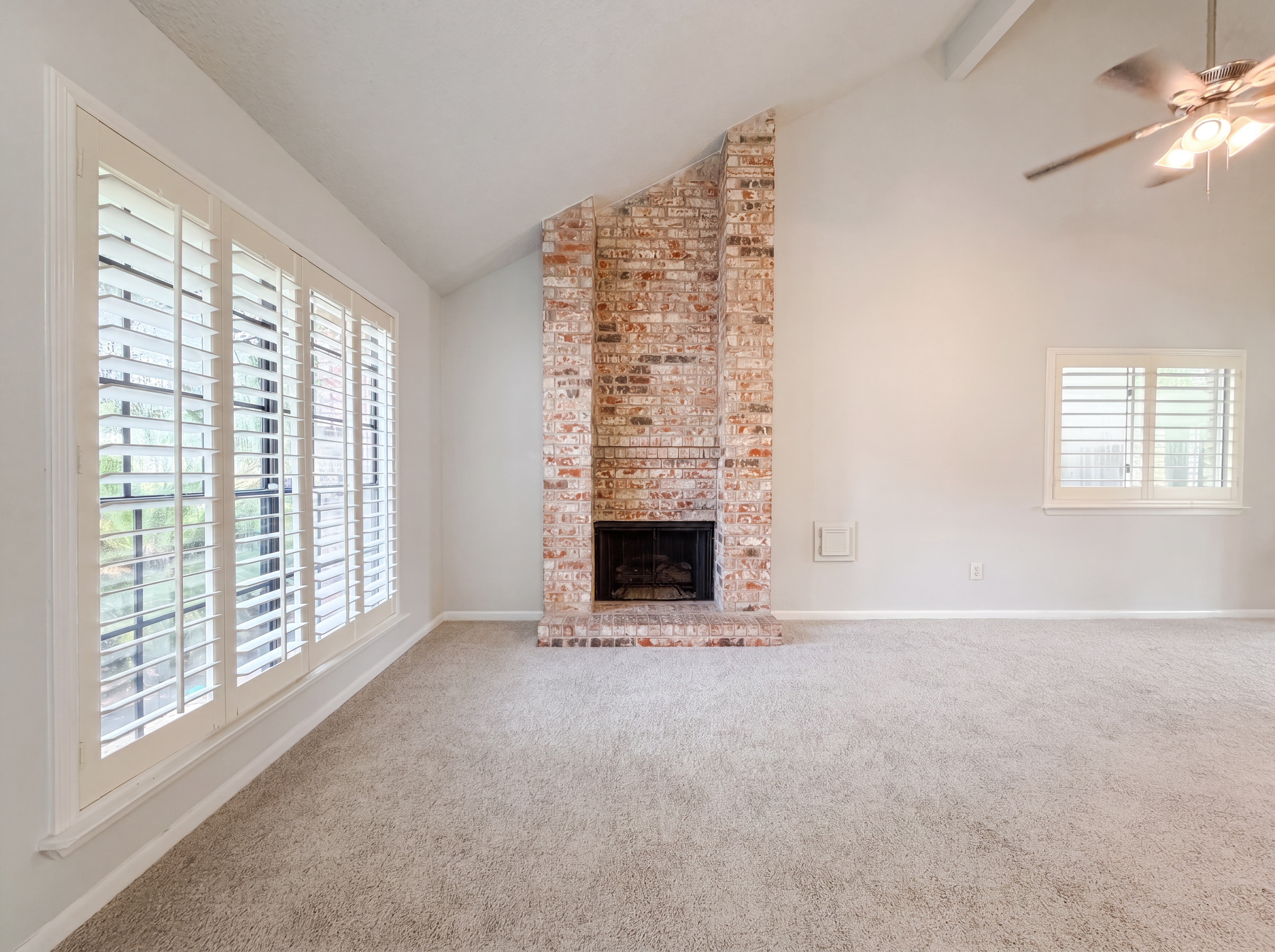 Photo 3 of 21 of 807 Mountain Meadows Dr, Katy, TX