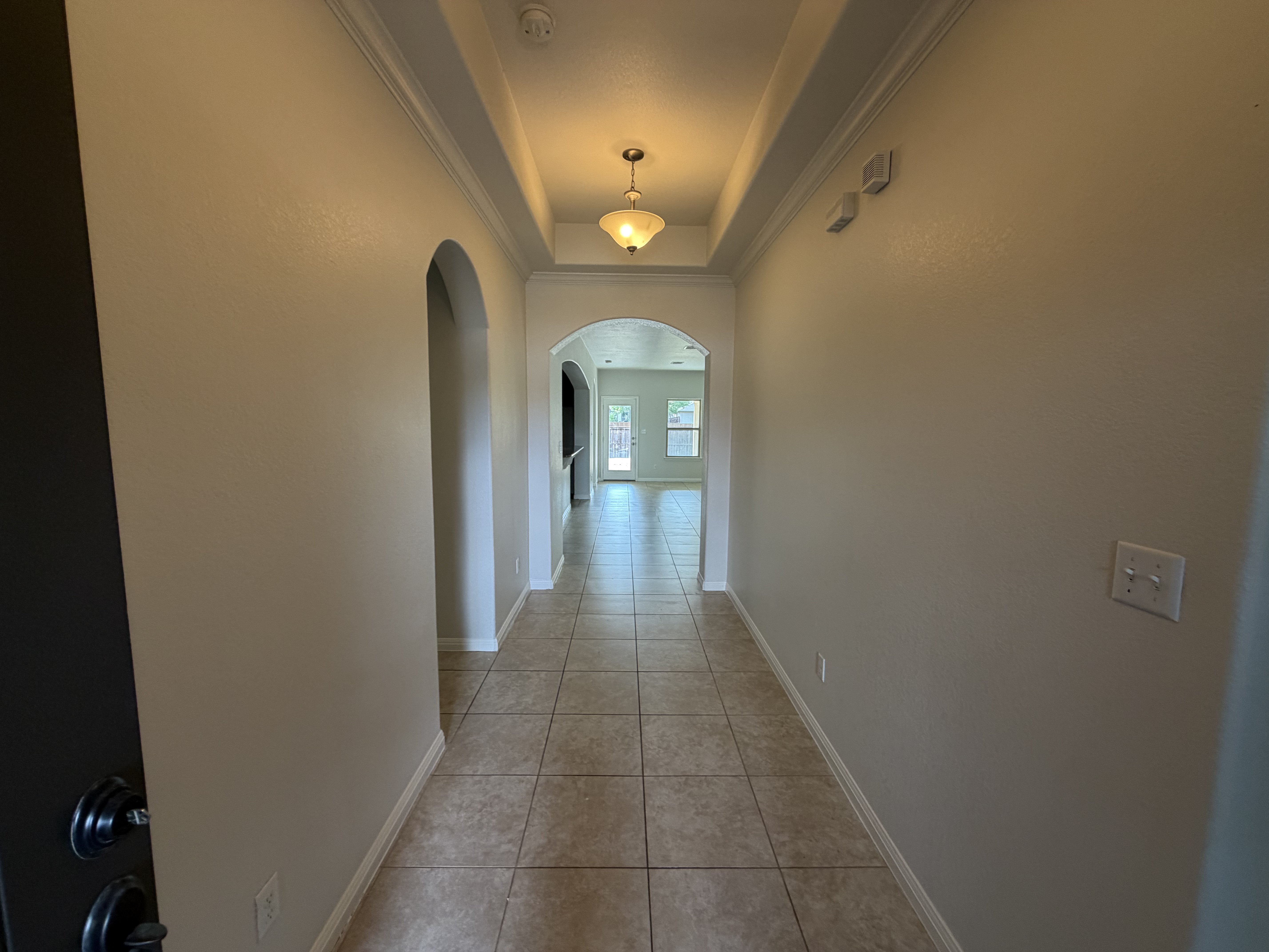 Photo 6 of 20 of 18320 Drecker Springs Ln, Pflugerville, TX