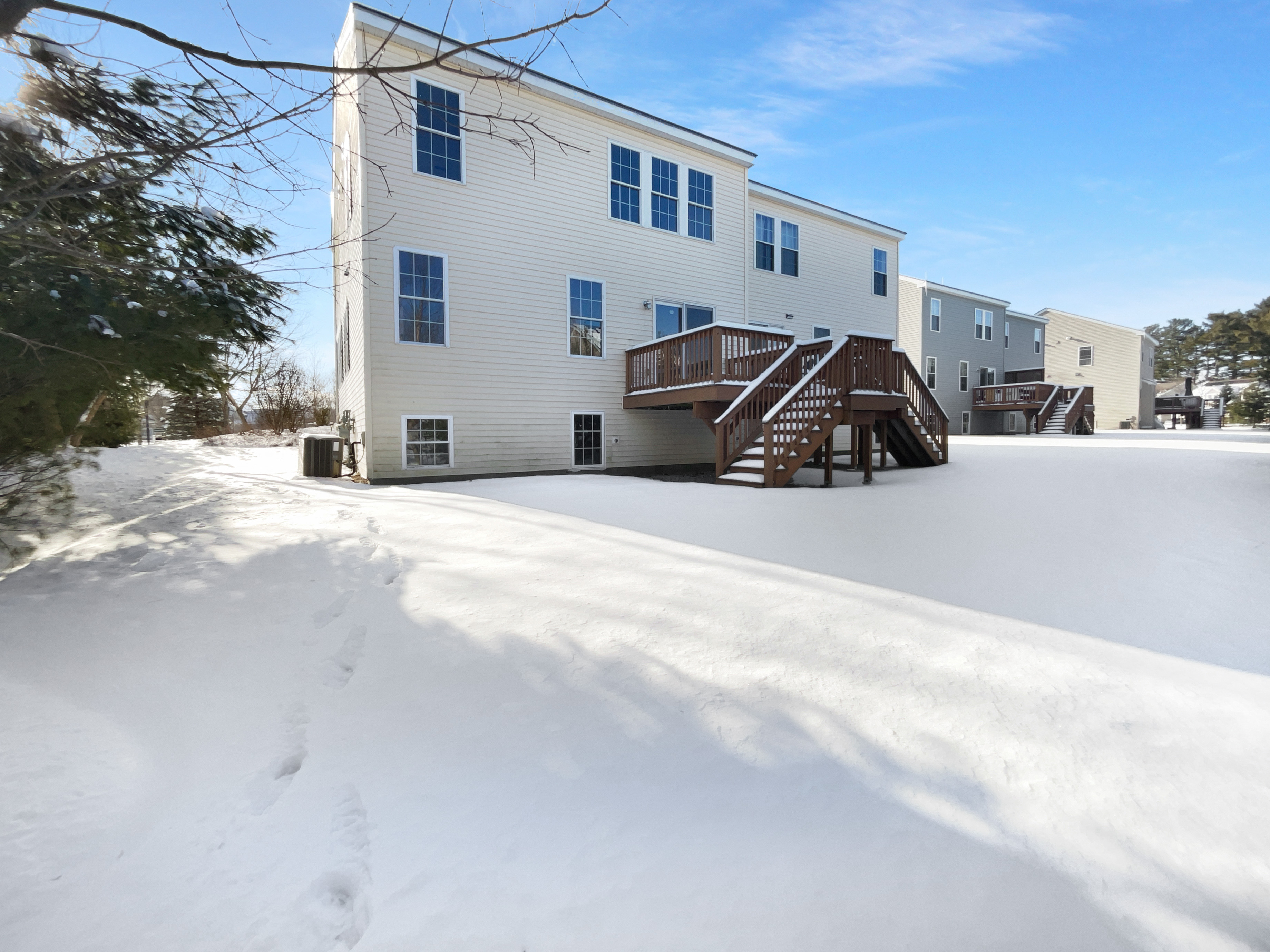 Photo 24 of 28 of 19 Crispwater Way, Hopkinton, MA