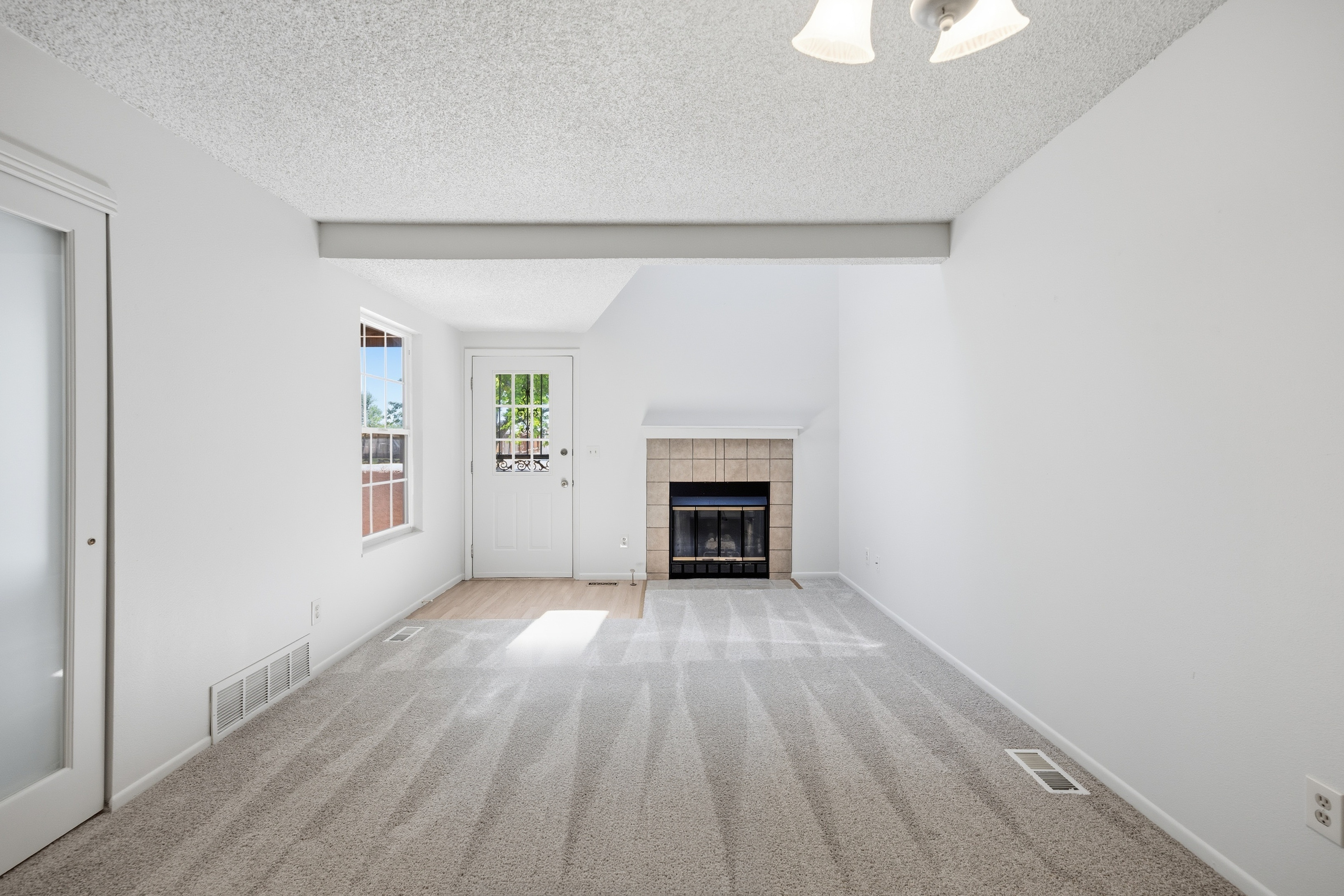 Photo 8 of 34 of 6601 Bobtail Dr, Colorado Springs, CO