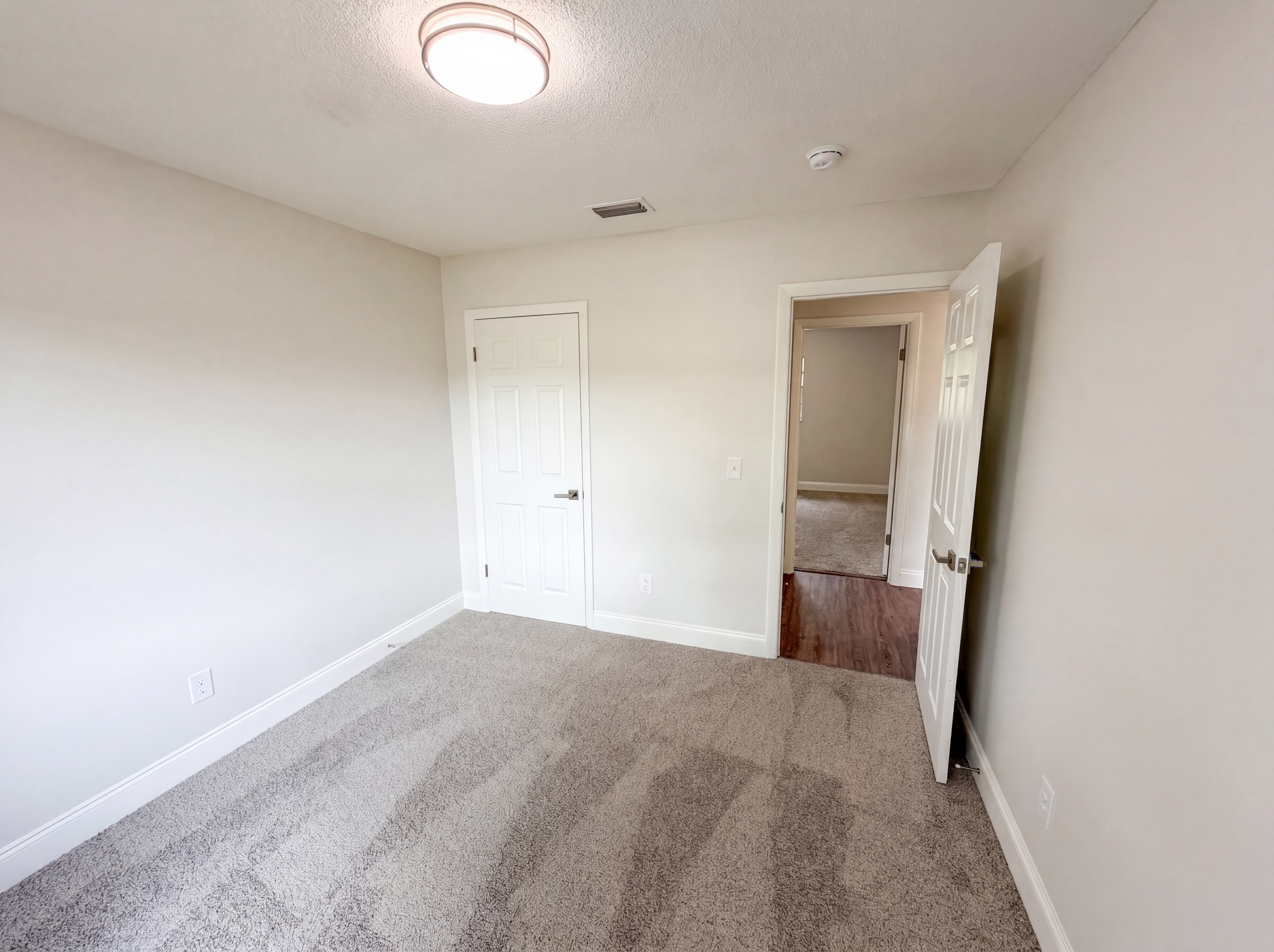 Photo 14 of 26 of 11607 English St, Orlando, FL