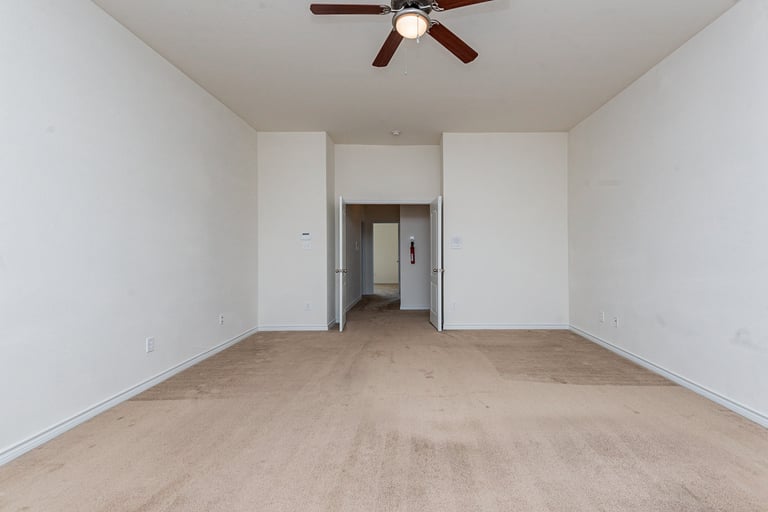 Photo 33 of 33 - 7715 Longbow Ln, Arlington, TX 76002