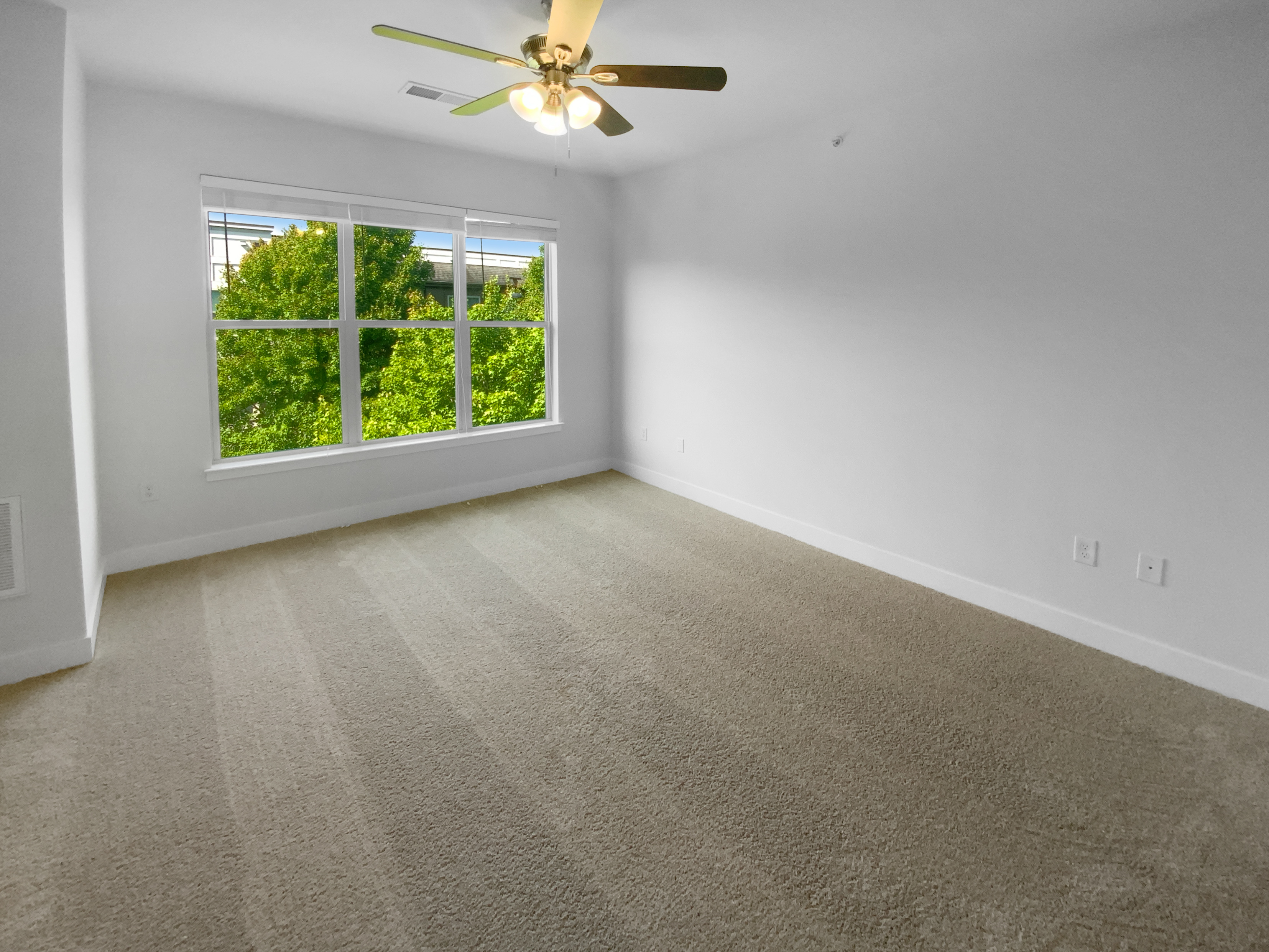 Photo 5 of 25 of 1031 Skyline View Way, Charlotte, NC