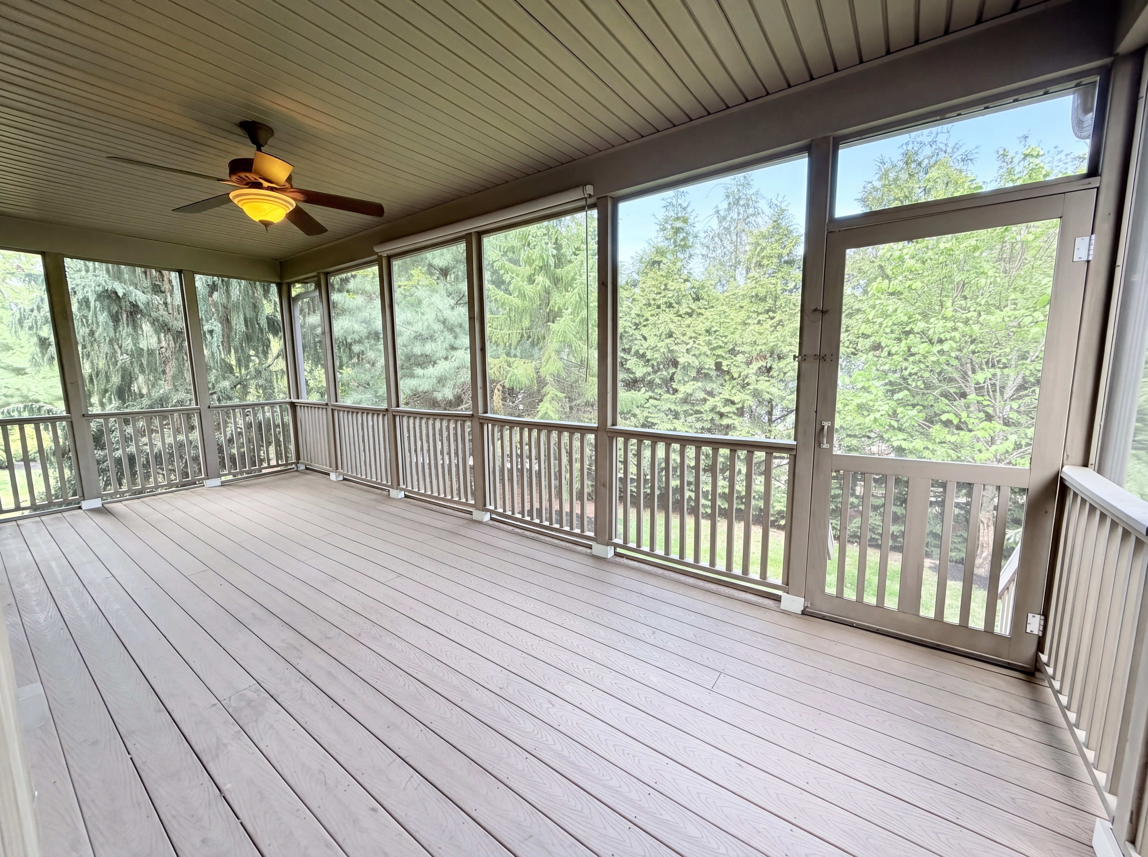 Photo 27 of 29 of 8016 Stonegate Dr, Cincinnati, OH