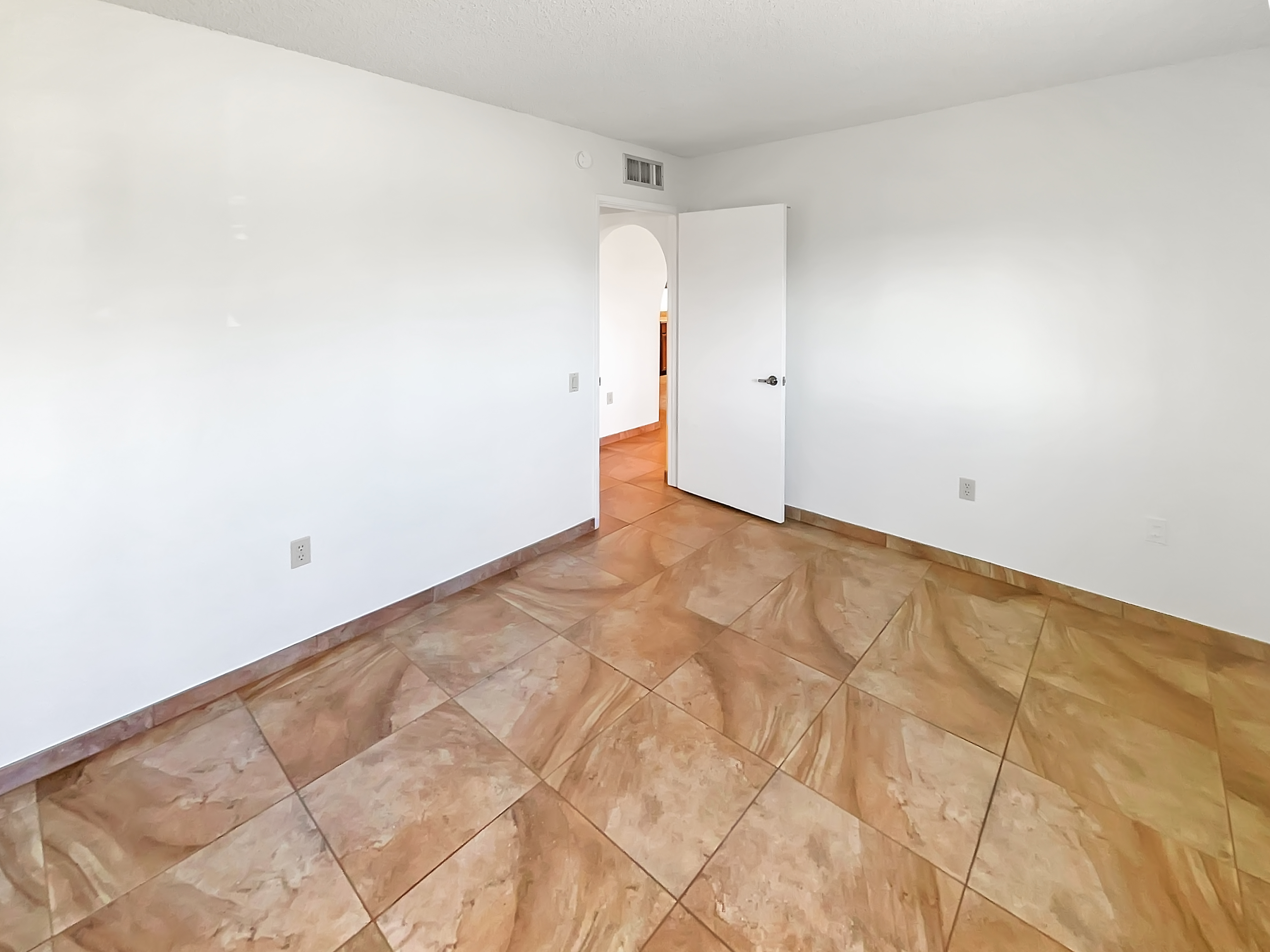 Photo 13 of 20 of 2016 S San Vincent Dr, Green Valley, AZ