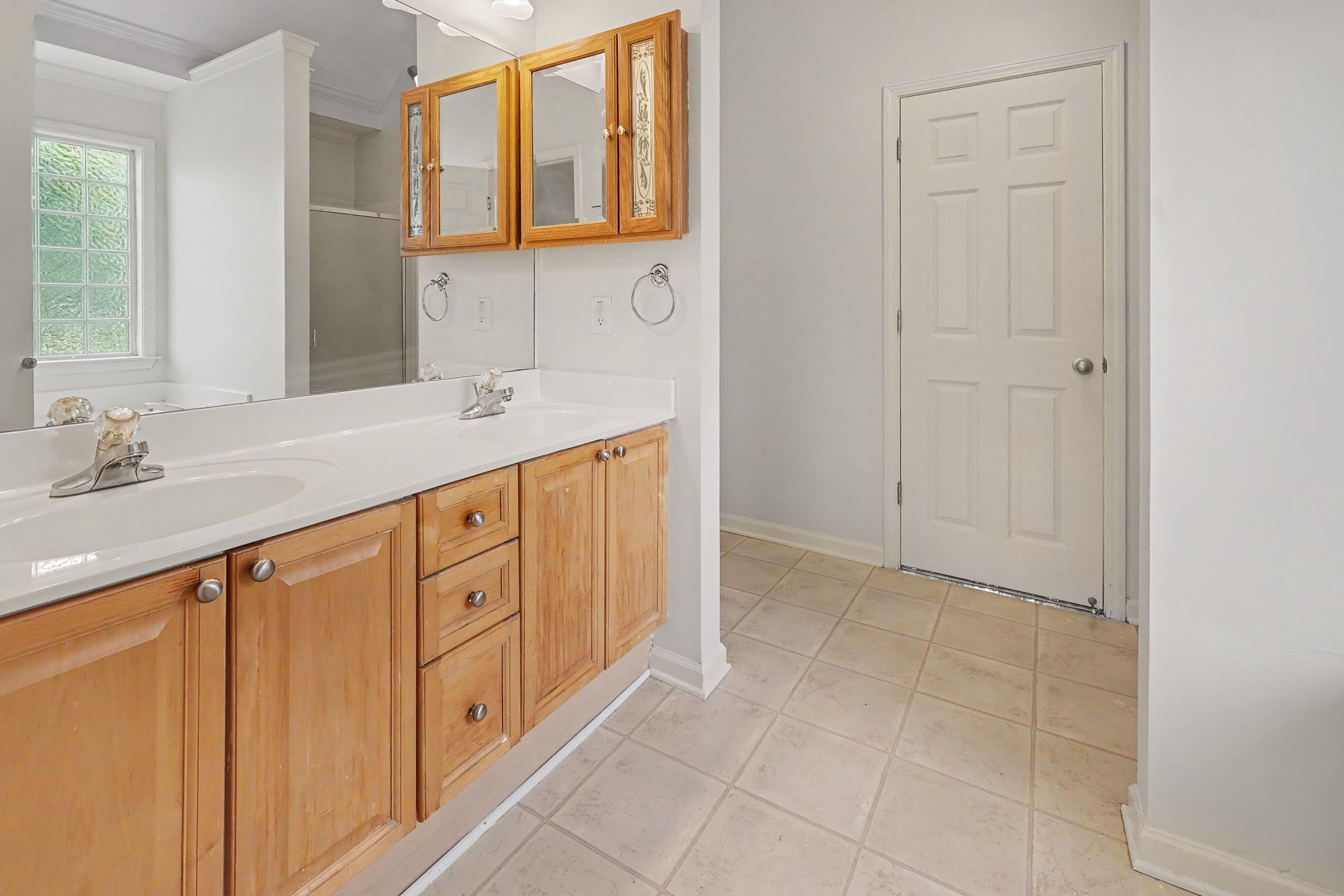 Photo 13 of 19 of 724 Barkley Cir, Alabaster, AL