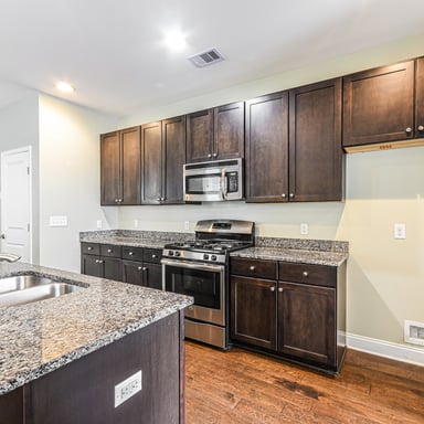 Property photo 2 of 1055 Ashley Garden Blvd