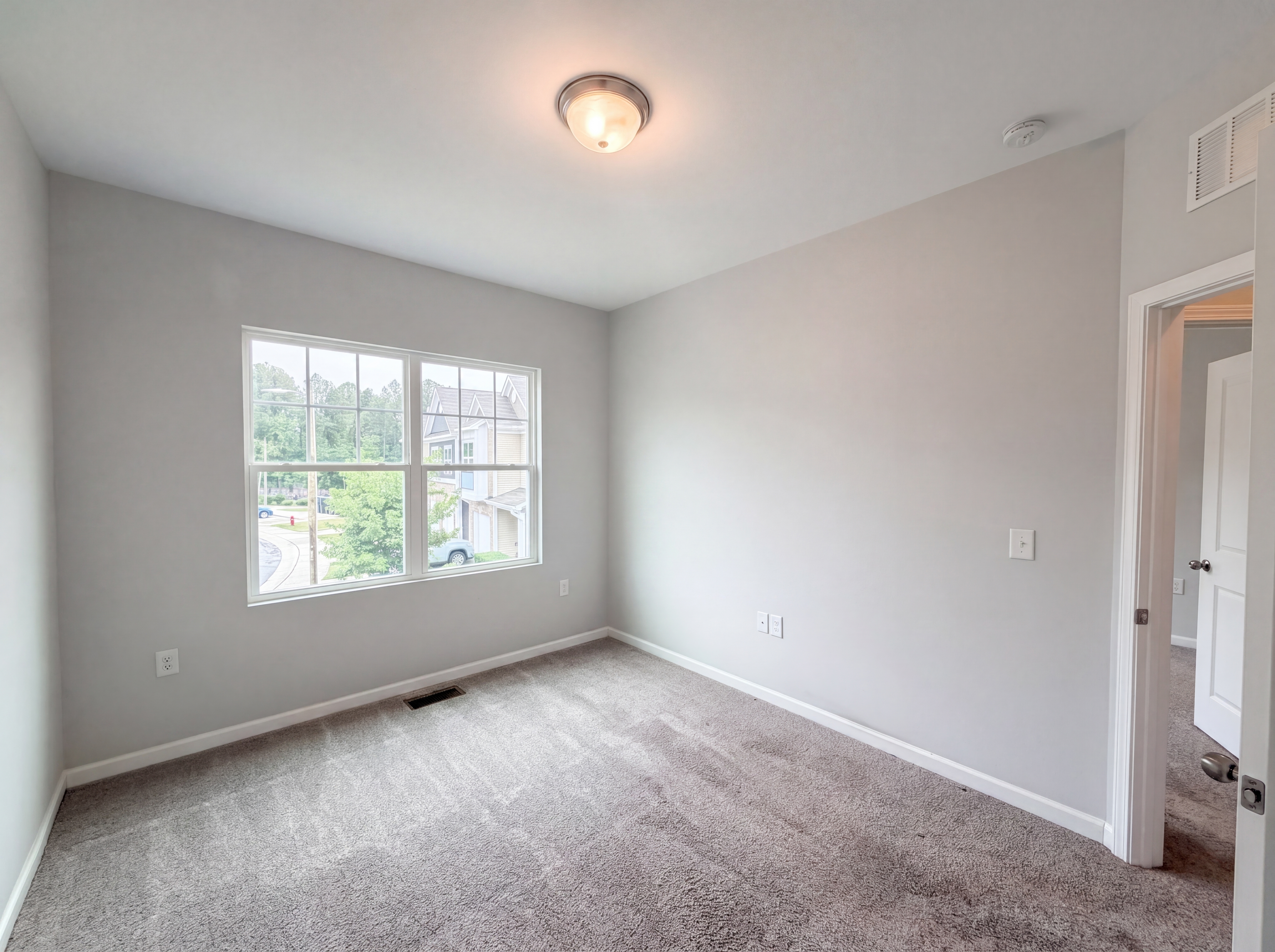 Photo 10 of 17 of 1118 Neighborly Way, Morrisville, NC
