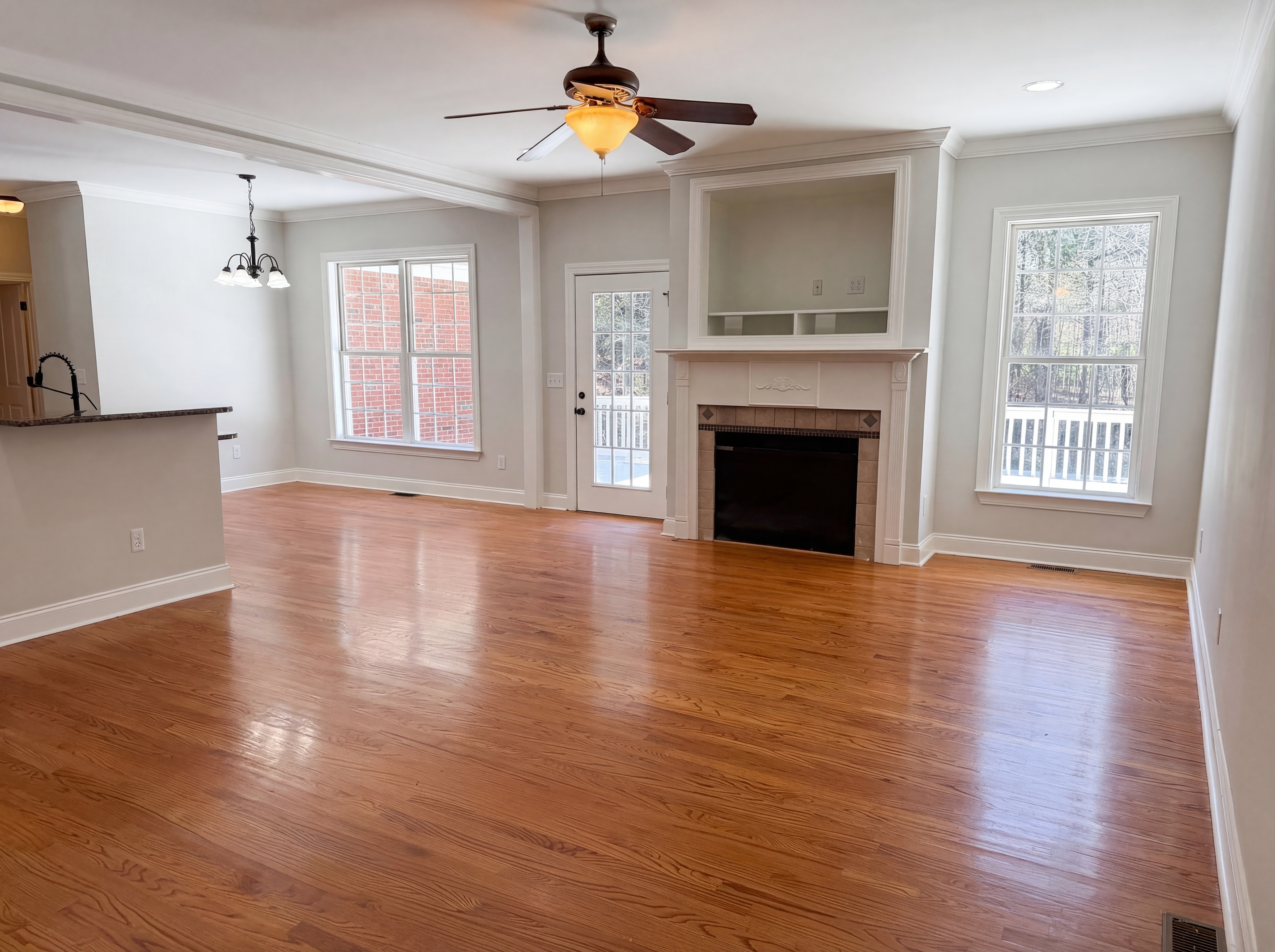 Photo 3 of 30 of 852 Indian Fork Rd, Chapin, SC
