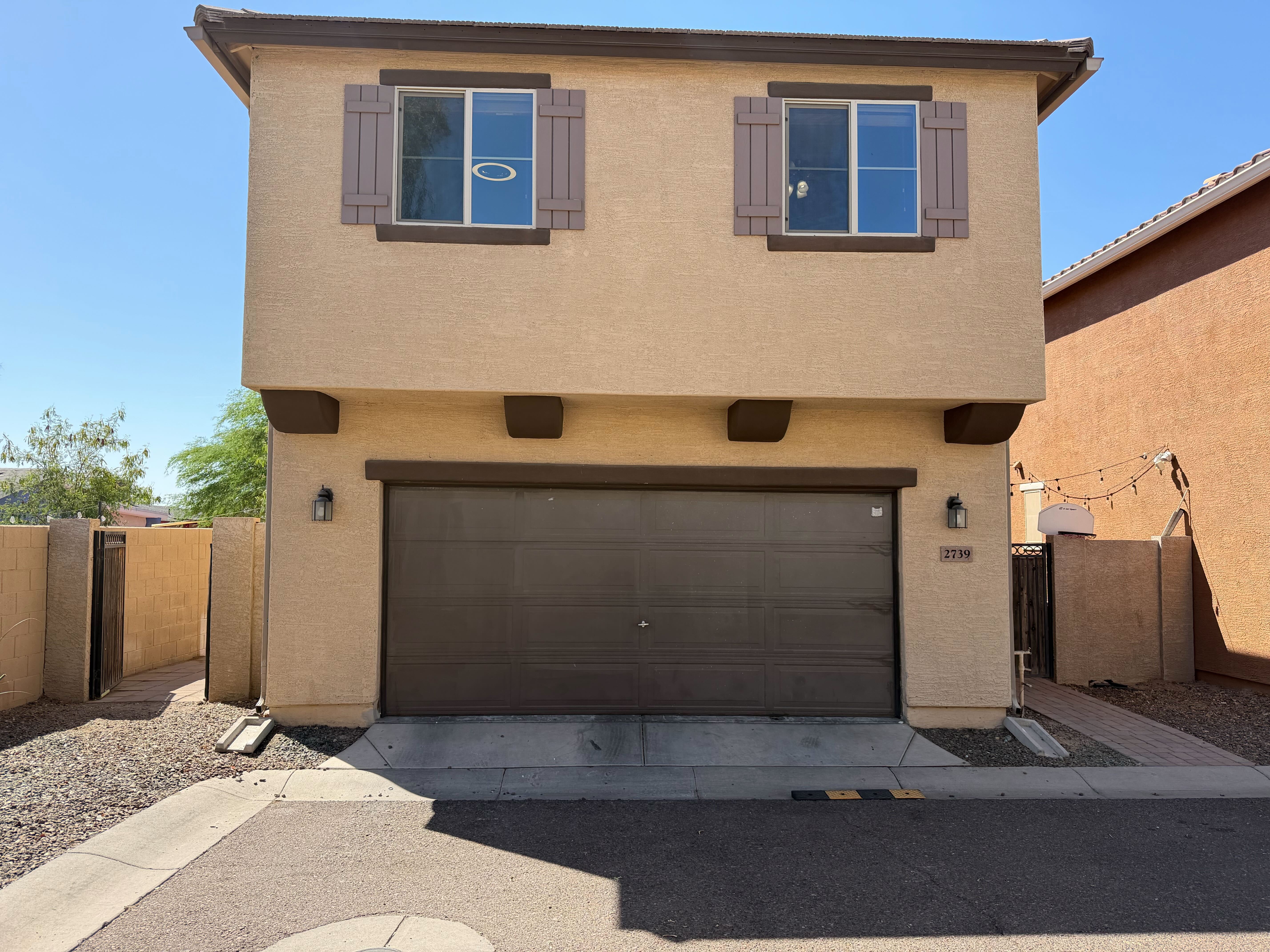 Photo 7 of 24 of 2739 N 73rd Dr, Phoenix, AZ