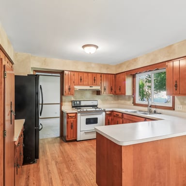 Property photo 2 of 733 Buttonwood Cir