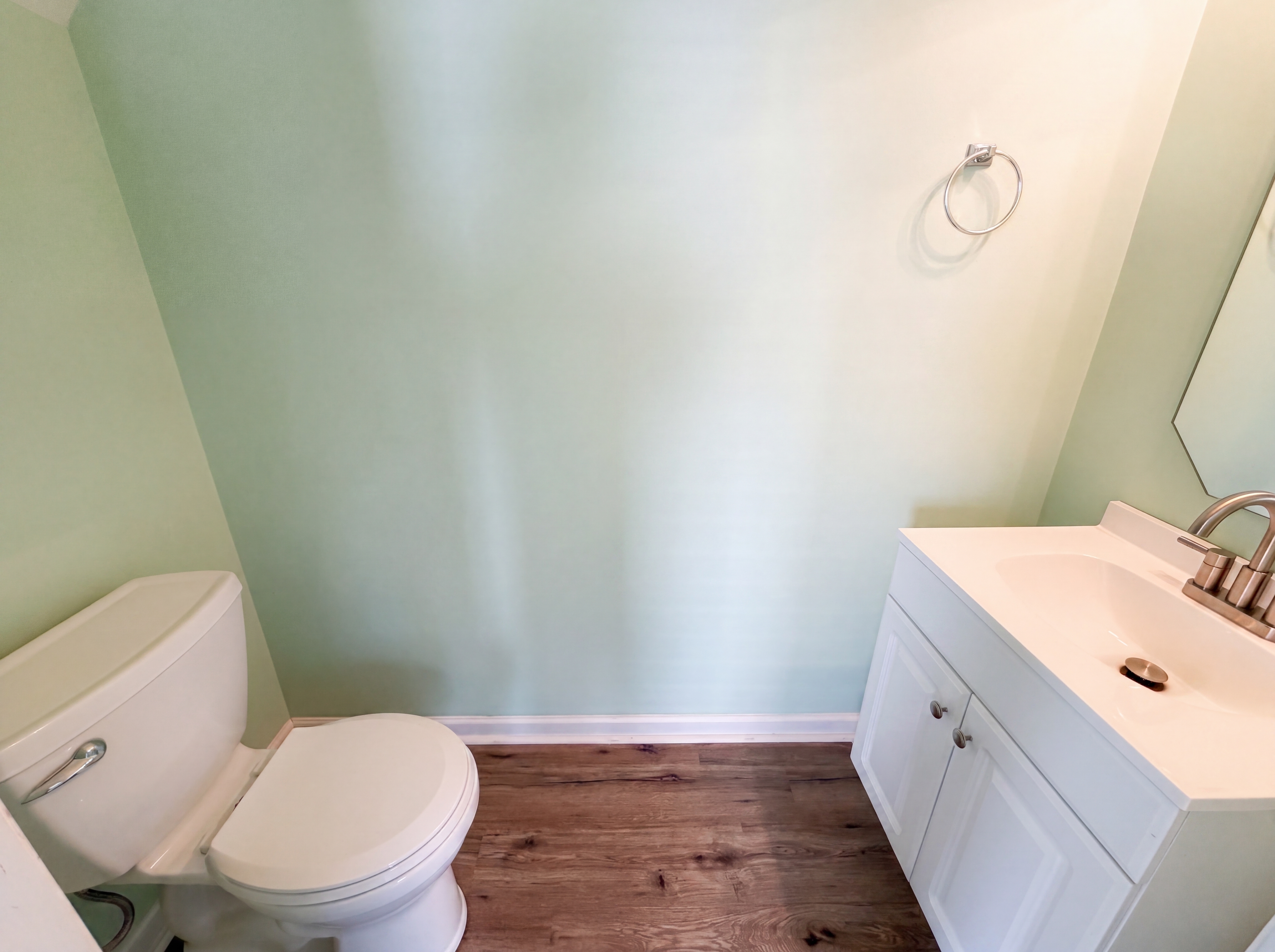 Photo 13 of 17 of 1305 Silver Dr, Mebane, NC