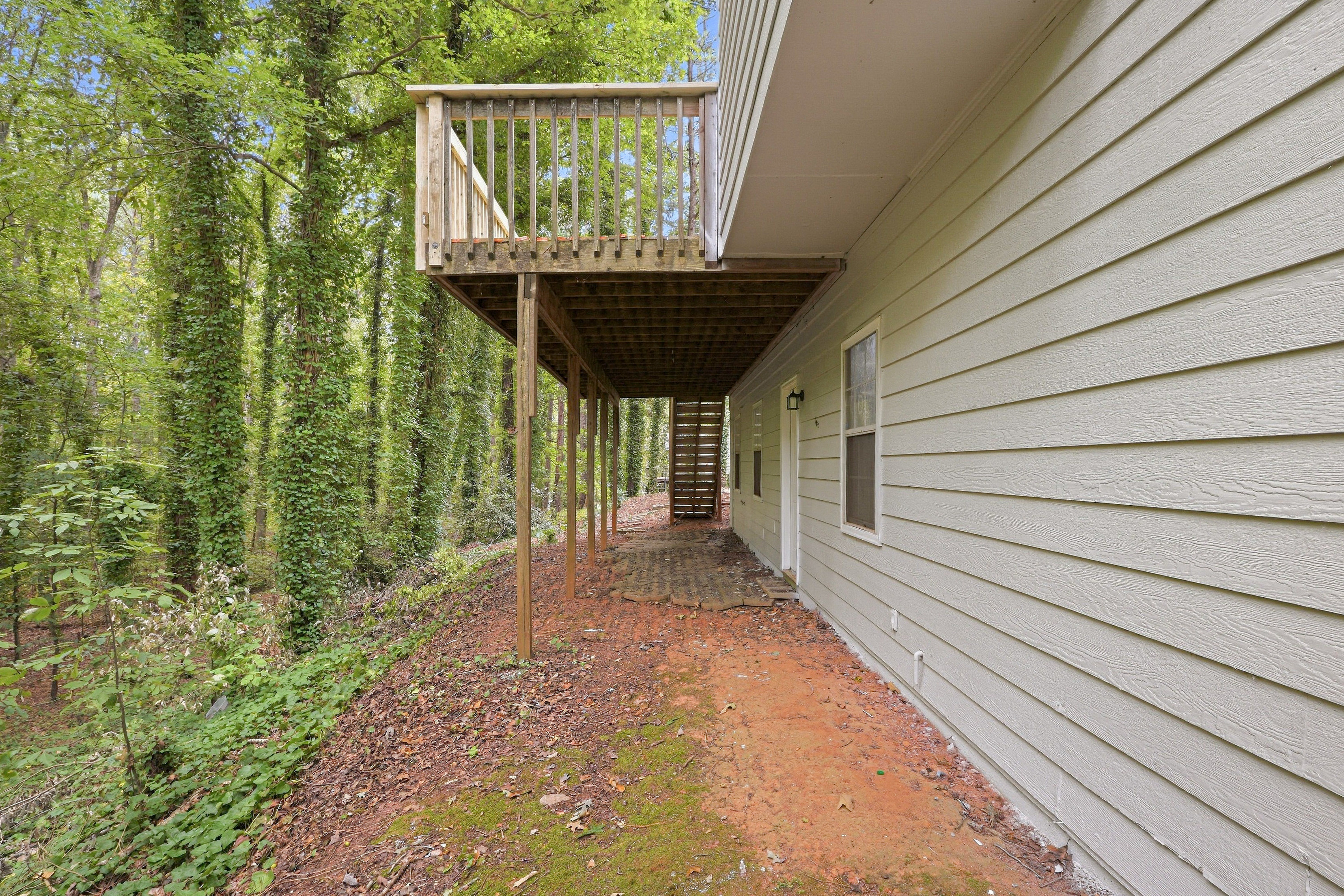 Photo 5 of 24 of 2158 Chambers Rd, McDonough, GA