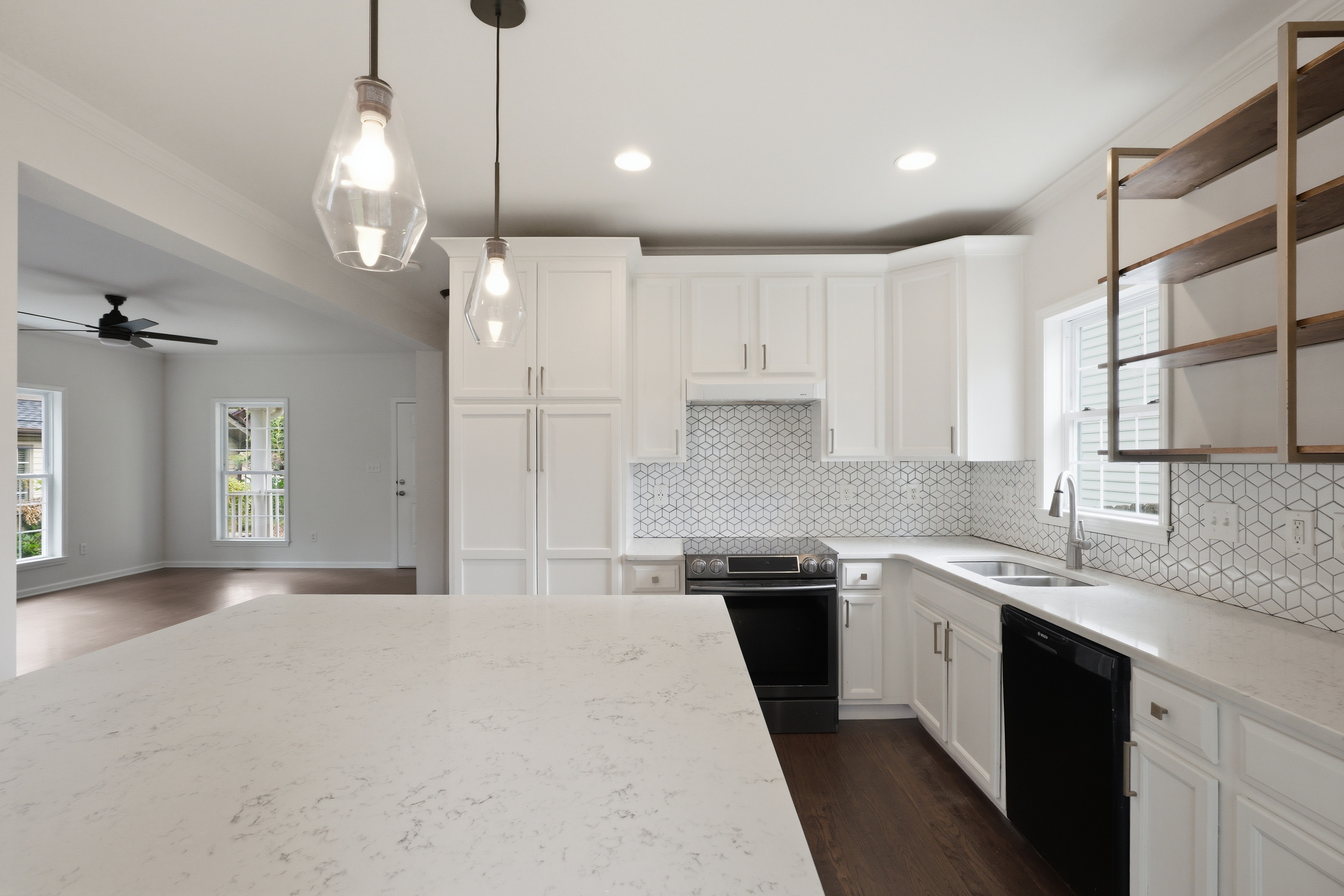 Photo 6 of 29 of 1575 Liberty Ave SE, Atlanta, GA
