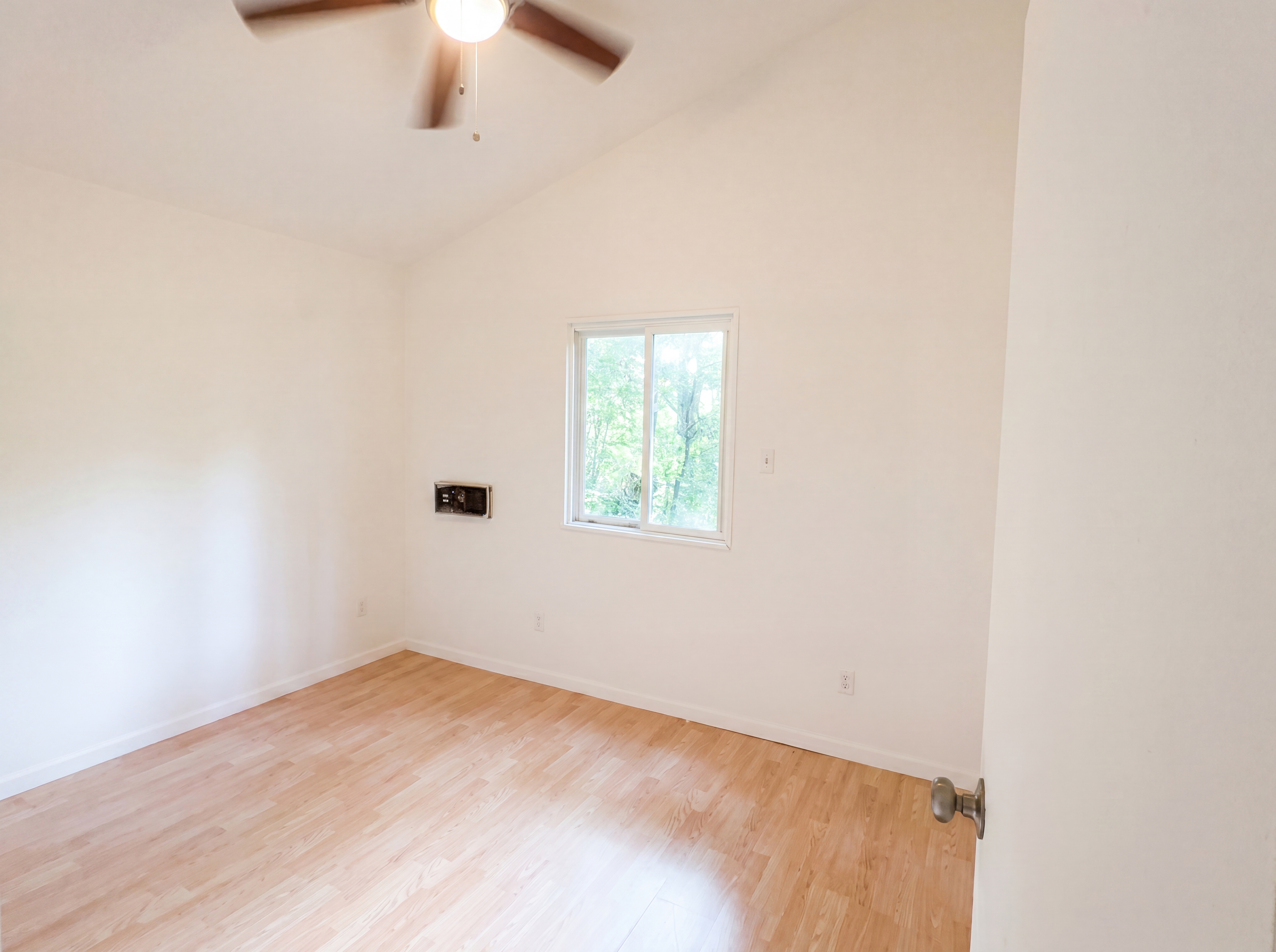 Photo 9 of 21 of 120 Jade Rd, Rocky Mount, MO