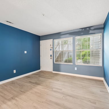 Property photo 3 of 4900 Avenida Del Sol Dr Apt 102