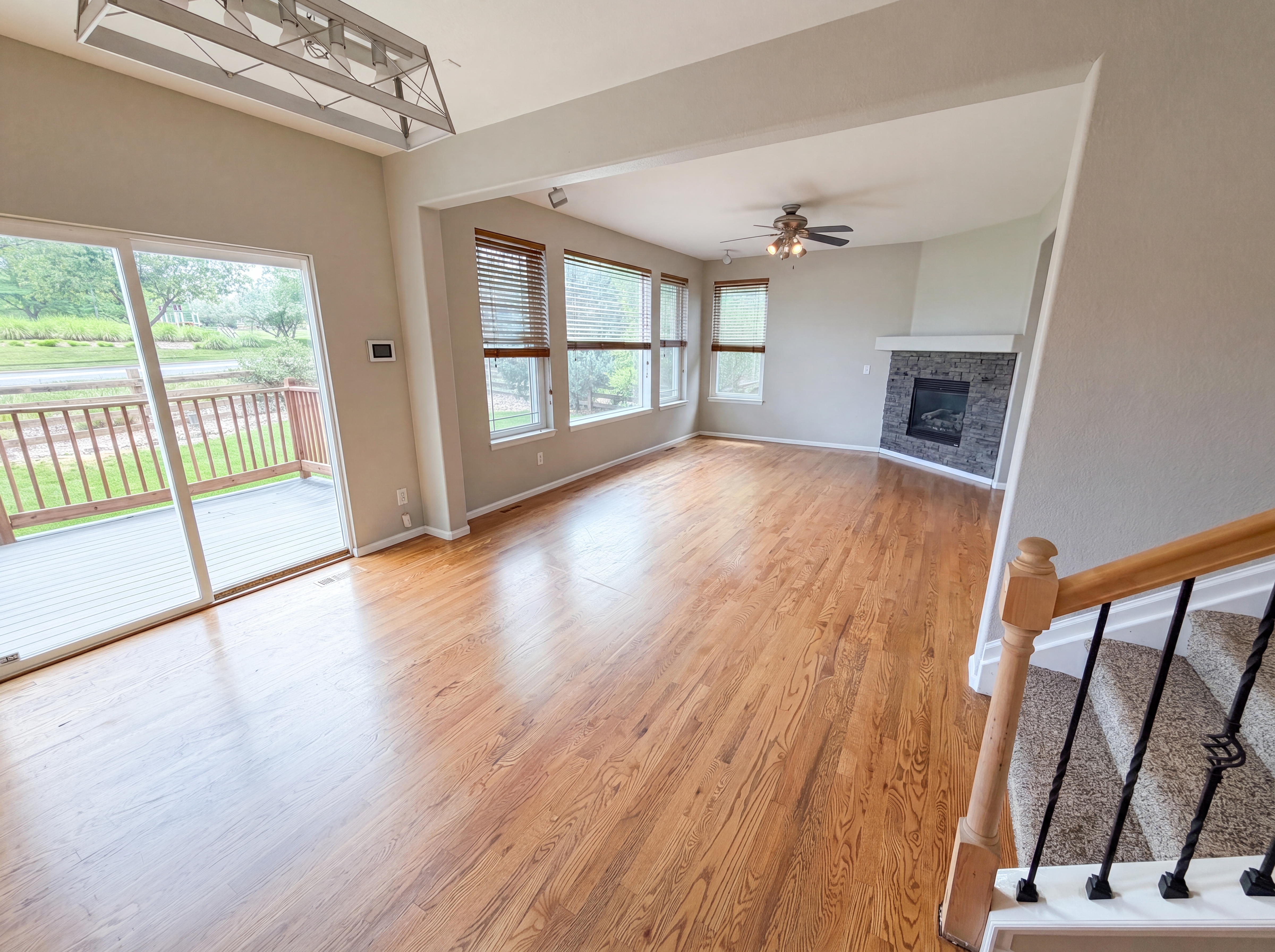 Photo 8 of 34 of 10494 Ouray St, Commerce City, CO