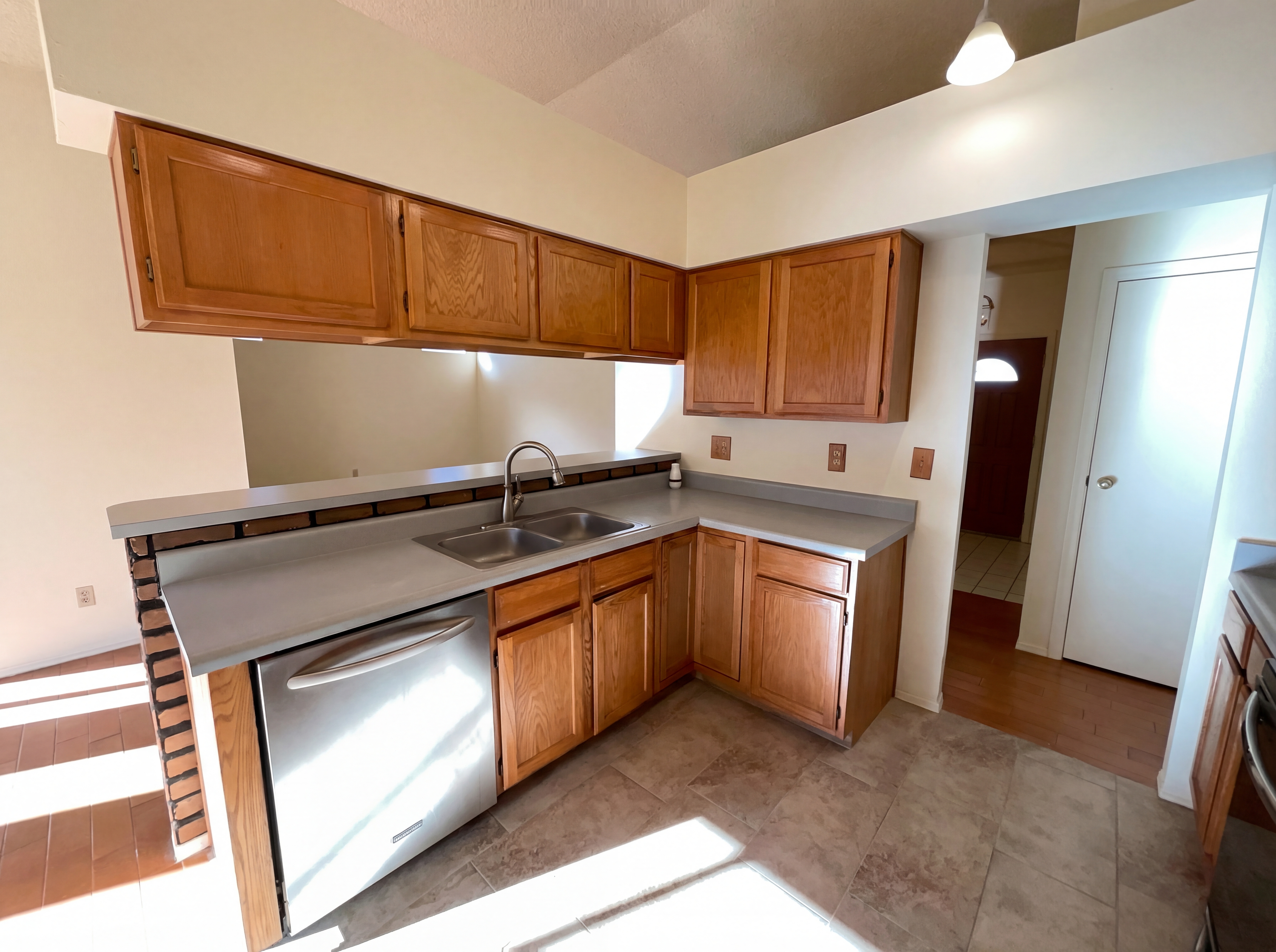 Photo 11 of 20 of 9248 N Eaglestone Loop, Tucson, AZ