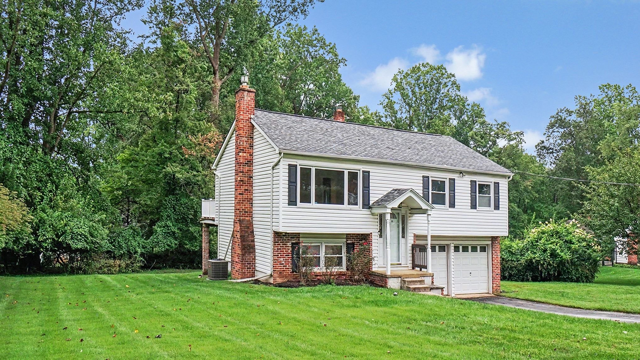 Photo 7 of 28 of 314 Colonial Dr, Exton, PA
