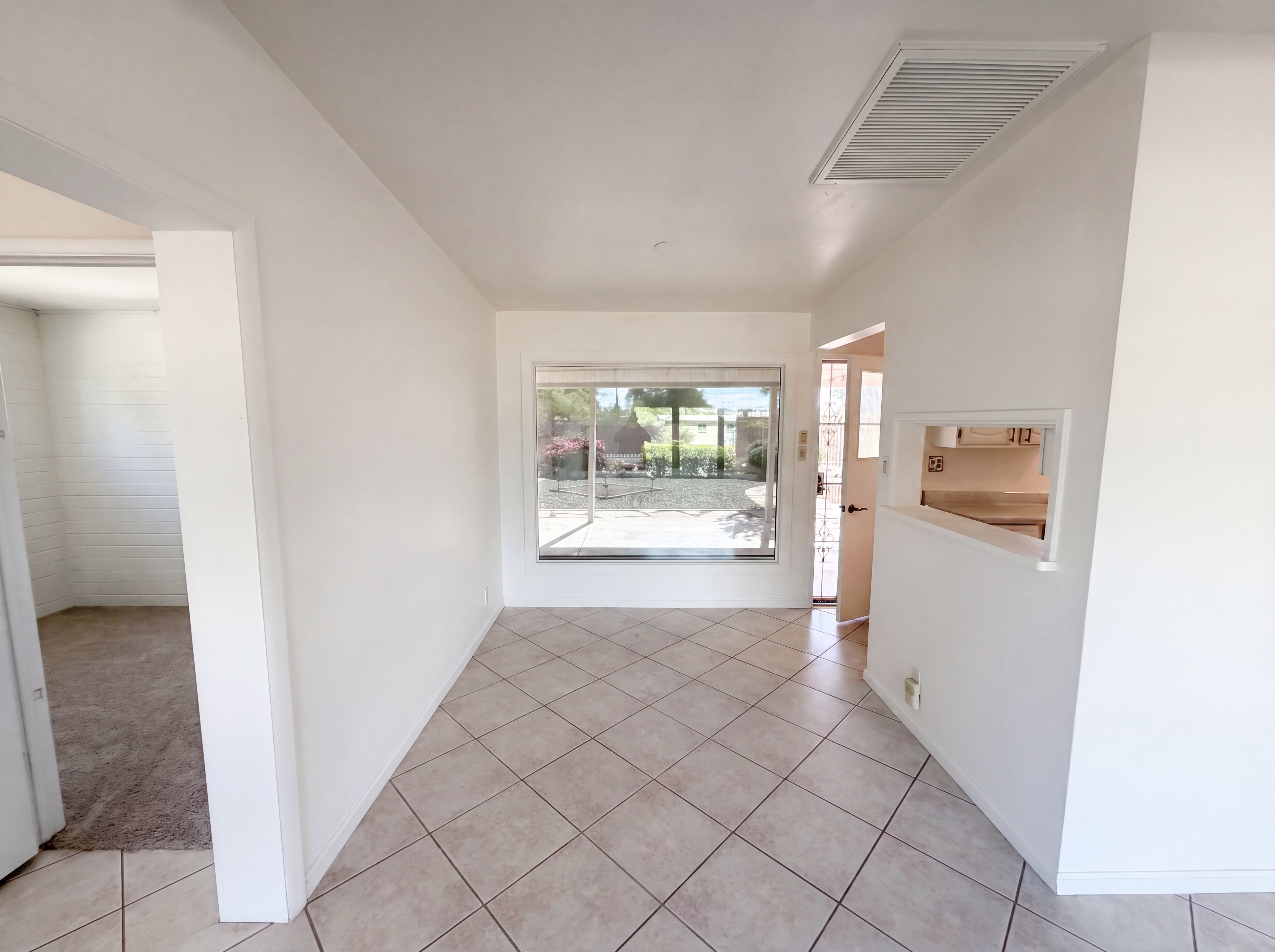 Photo 21 of 25 of 650 S Kenyon Dr, Tucson, AZ