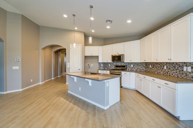 Photo 1 of 21 - 10416 E Sebring Ave, Mesa, AZ 85212