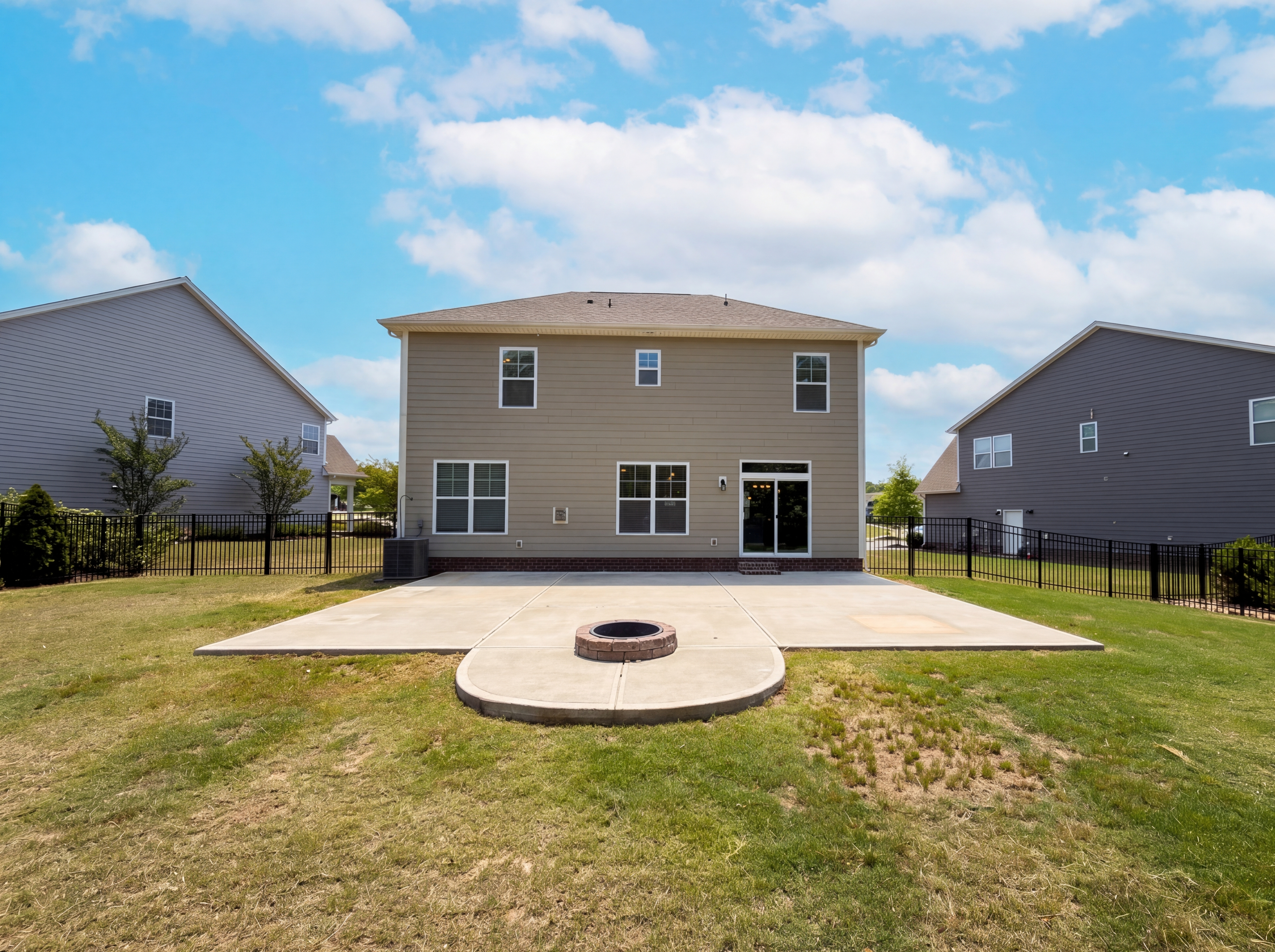 Photo 5 of 19 of 5013 Shadowbrook Rd, Waxhaw, NC