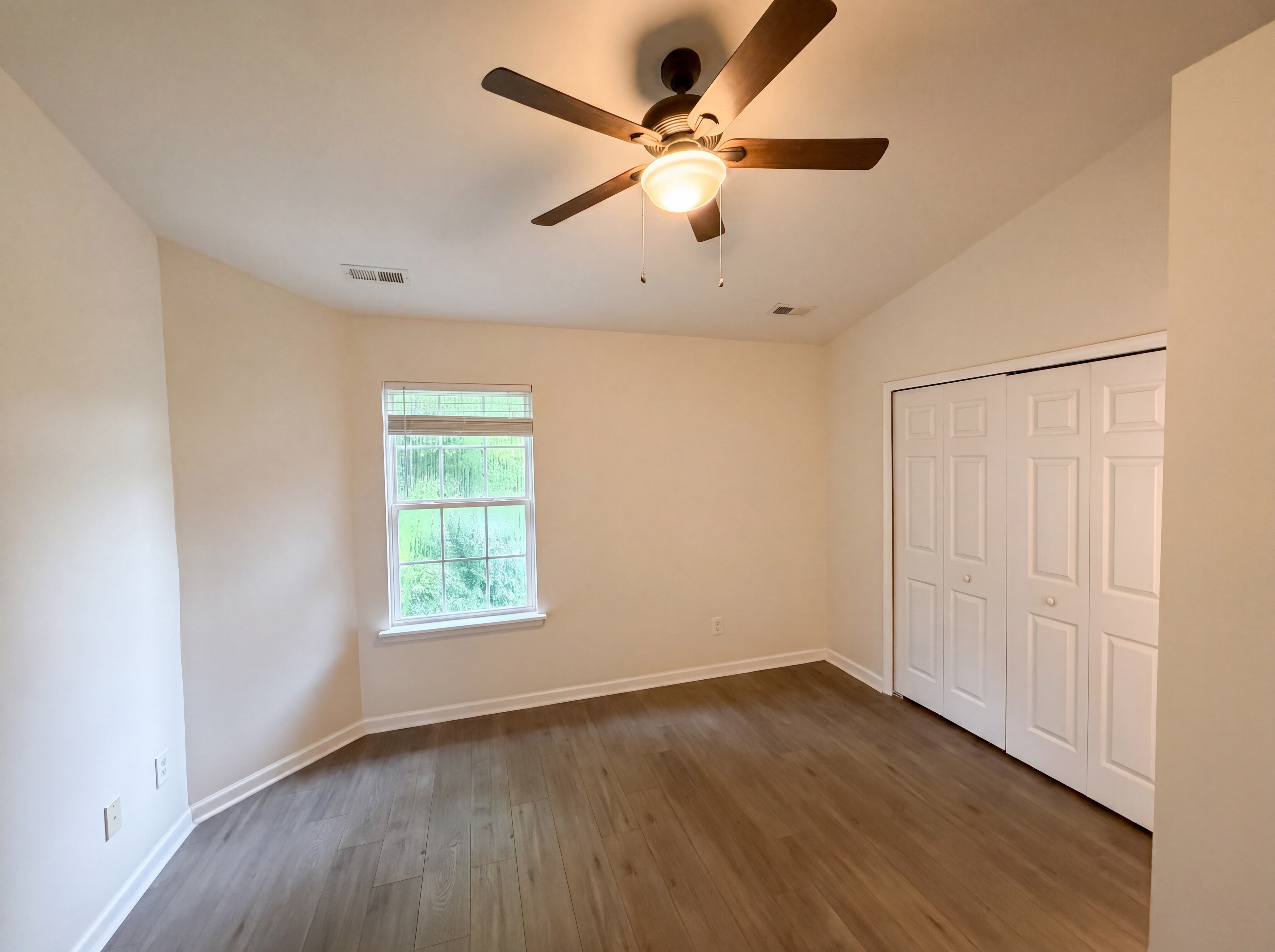 Photo 14 of 21 of 10114 Ballyclare Ct, Charlotte, NC