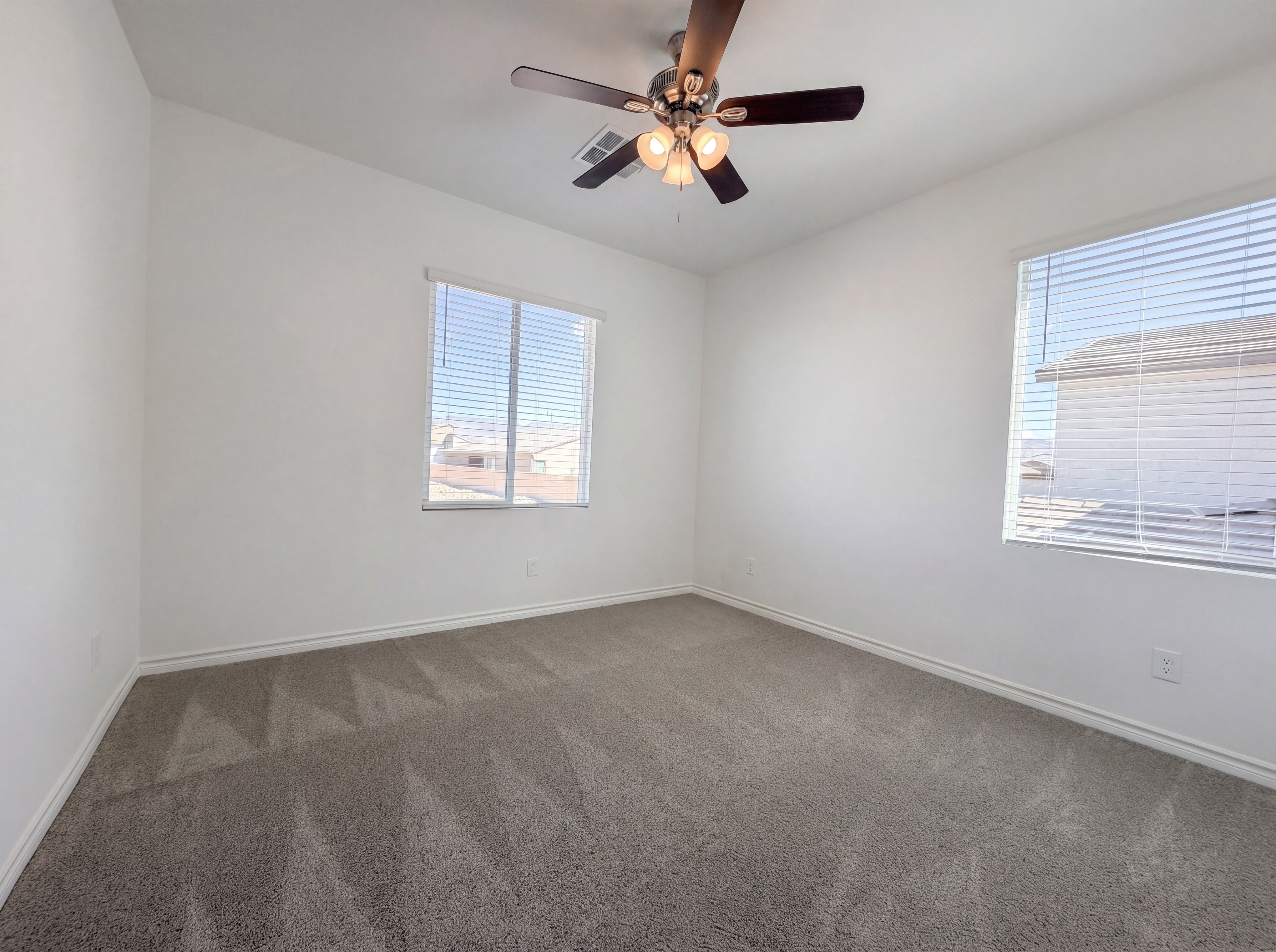 Photo 18 of 27 of 2270 Luna Haven St, Henderson, NV