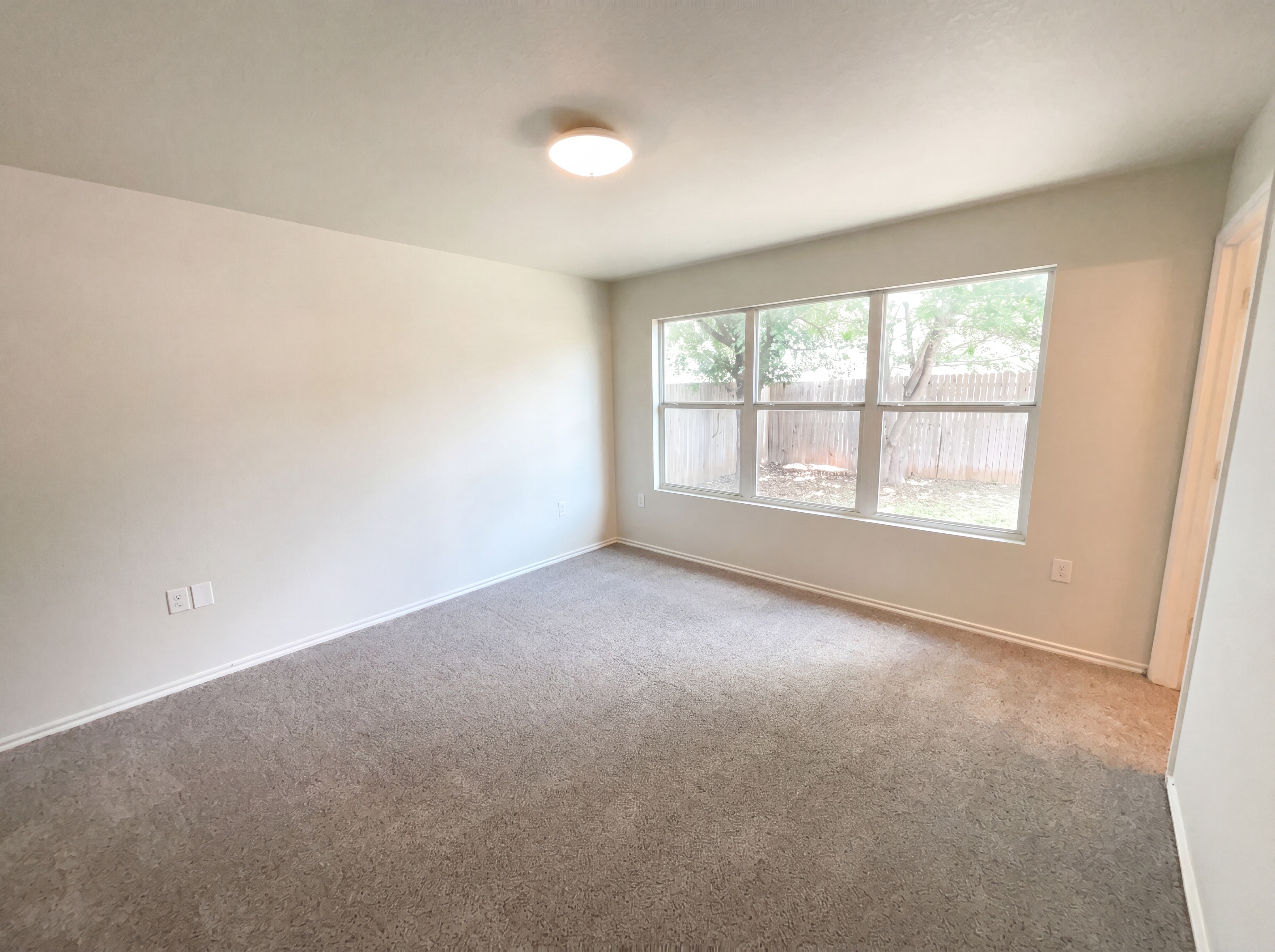 Photo 4 of 20 of 8906 Mission Brook, San Antonio, TX