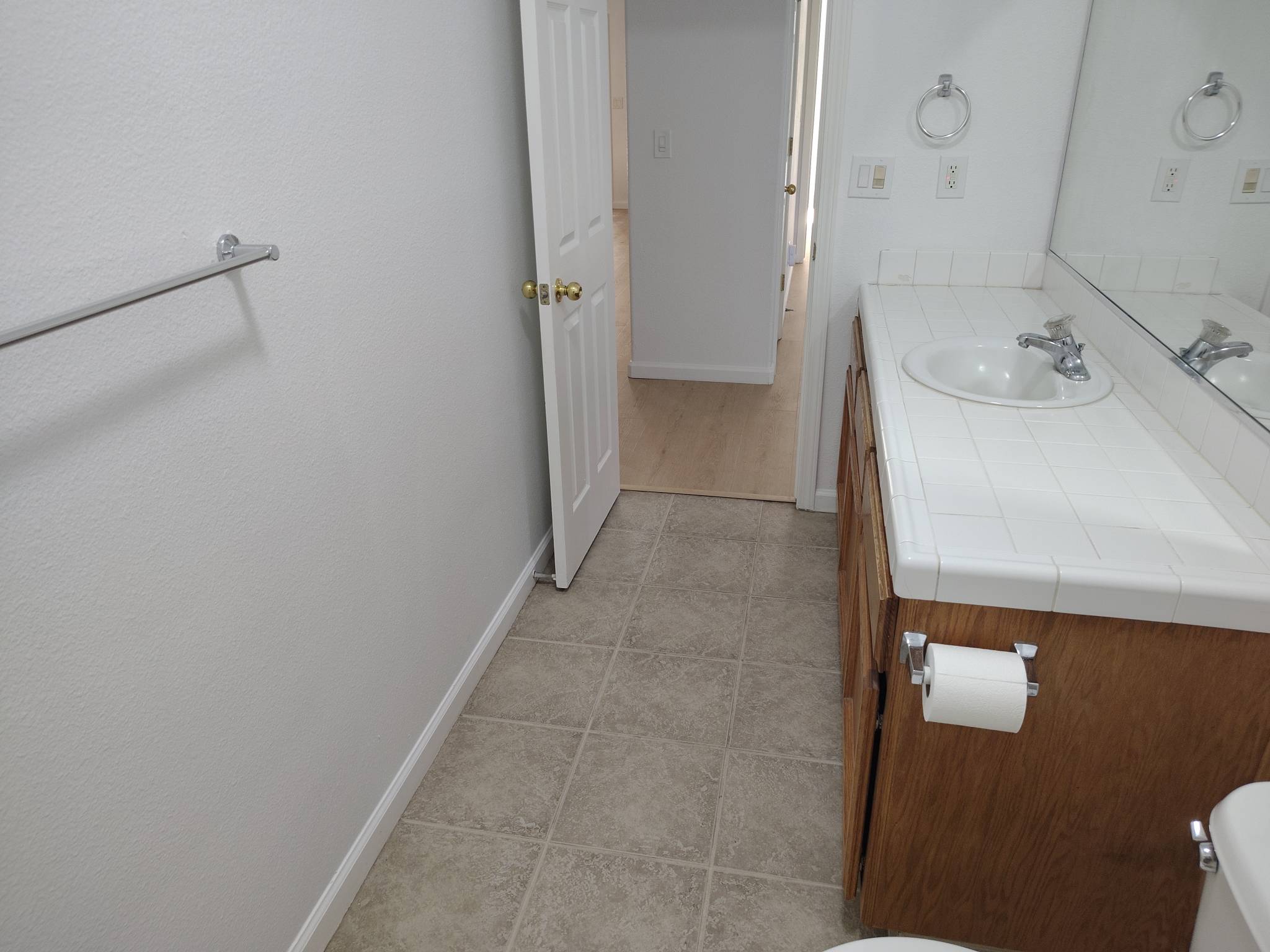 Photo 20 of 29 of 5333 W Norwich Ave, Fresno, CA