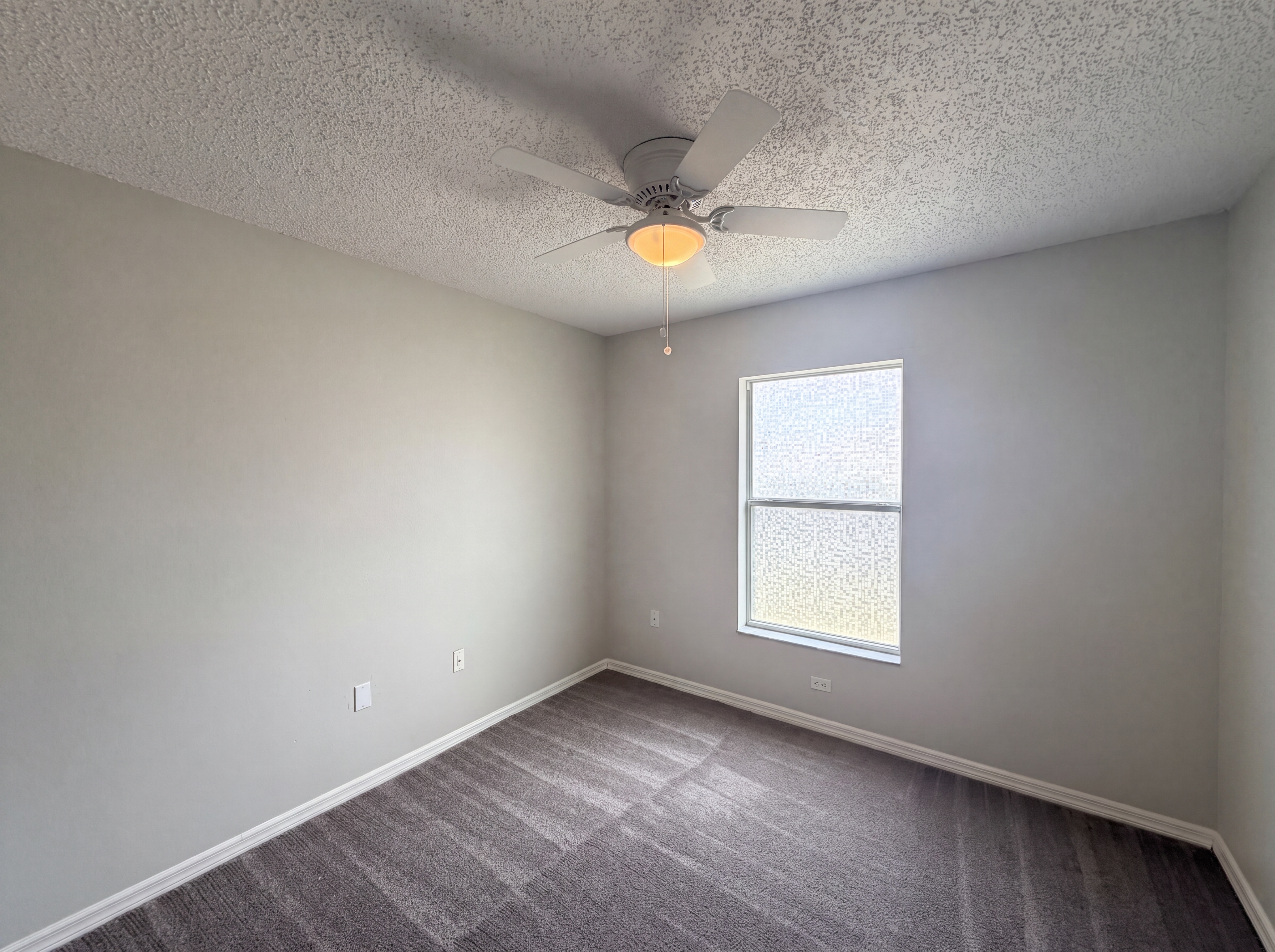 Photo 8 of 18 of 714 Dromedary Dr, Kissimmee, FL