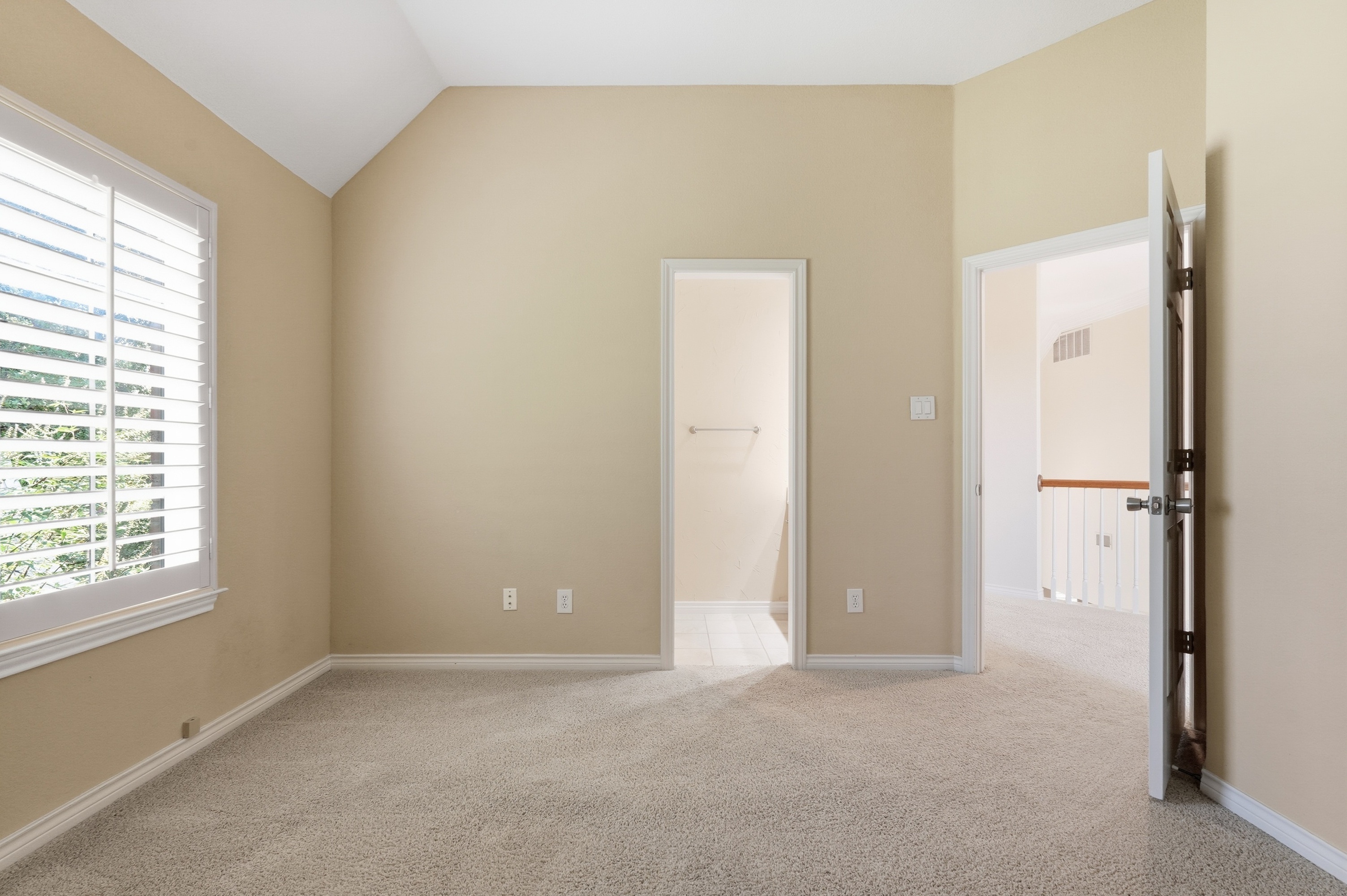 Photo 10 of 43 of 2741 Barrington Dr, Plano, TX
