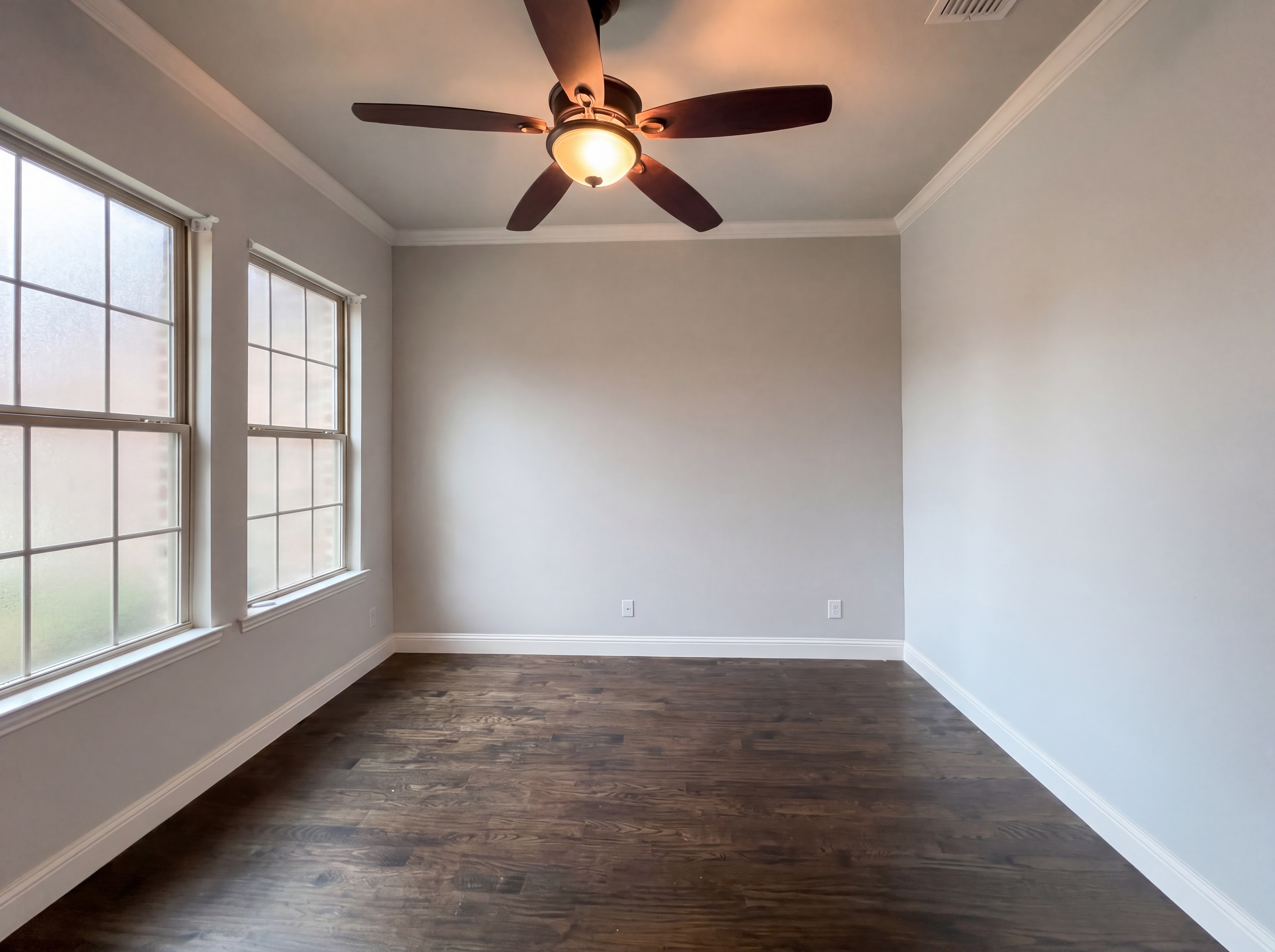 Photo 12 of 30 of 6452 Crystal Creek Dr, Frisco, TX