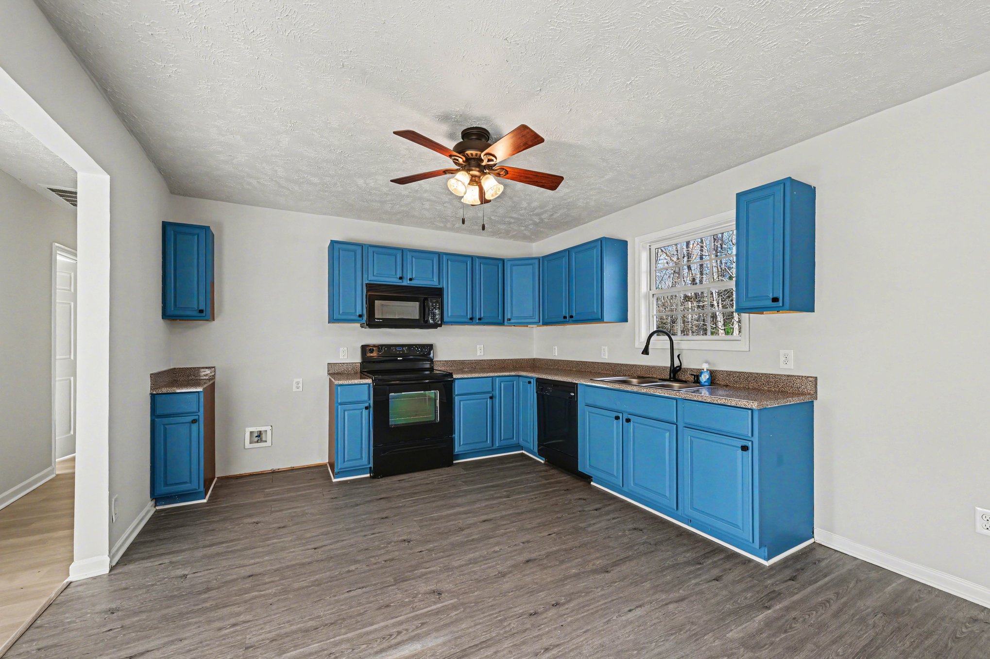 Photo 10 of 21 of 113 Haven Ln, Shelby, NC