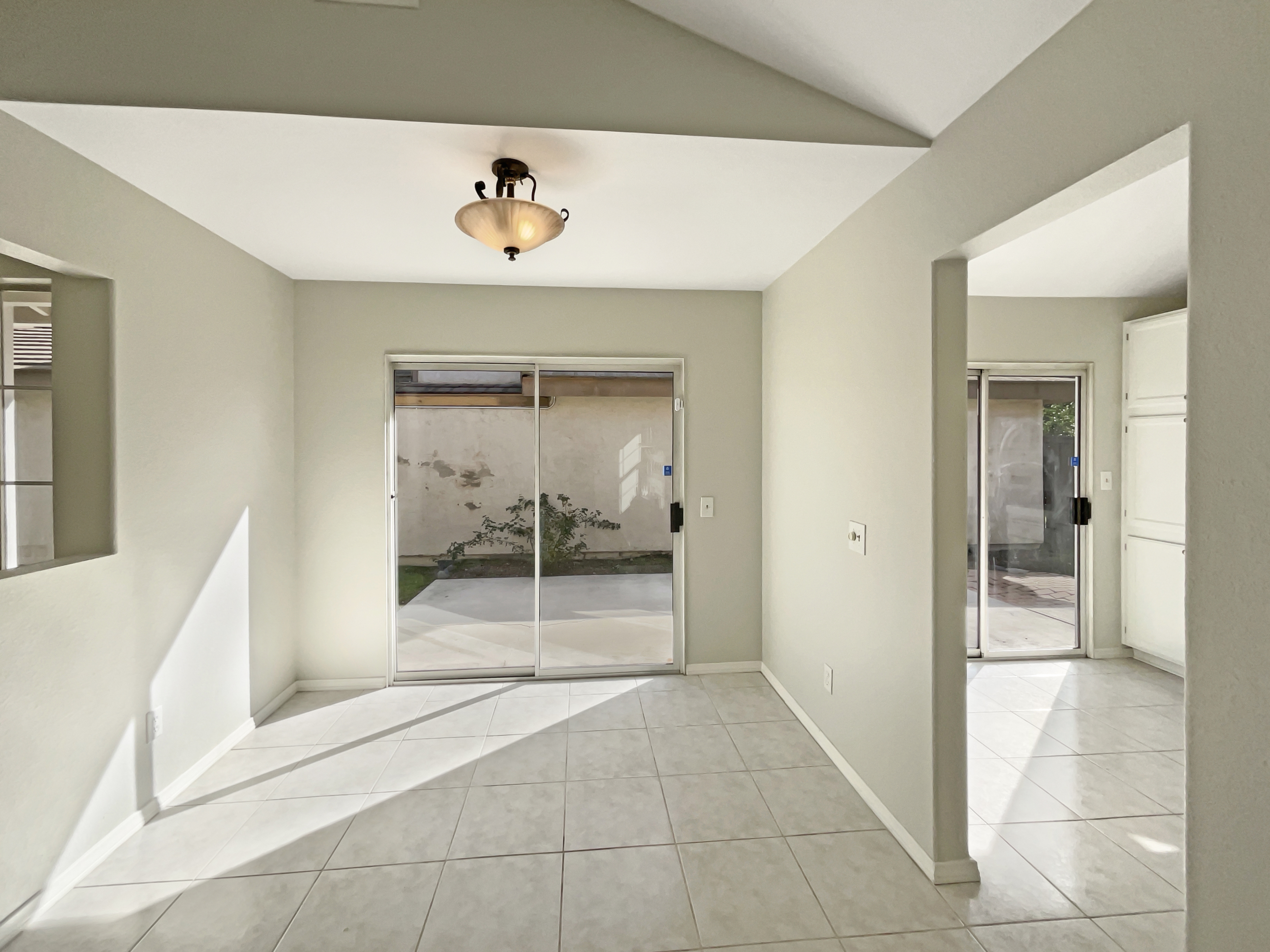 Photo 10 of 19 of 30497 Iron Bark Ct, Temecula, CA