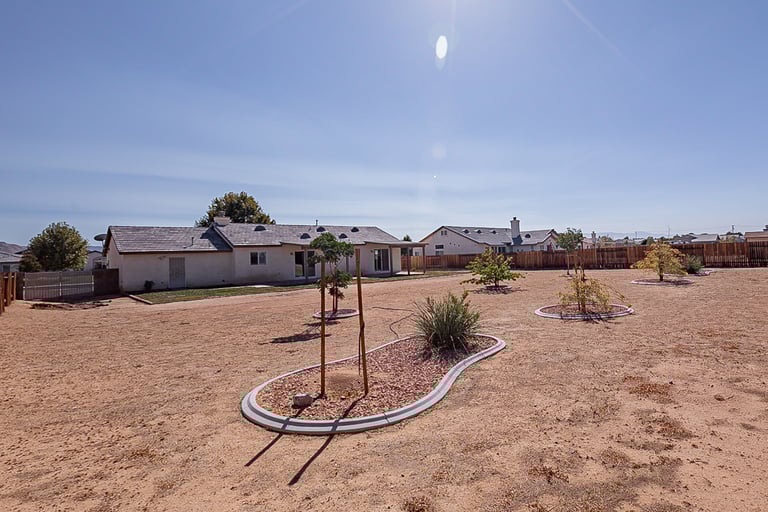 Photo 23 of 23 - 21250 Seibel Ln, Apple Valley, CA 92308