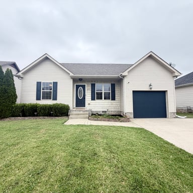 Property photo 1 of 671 Fox Trail Ct